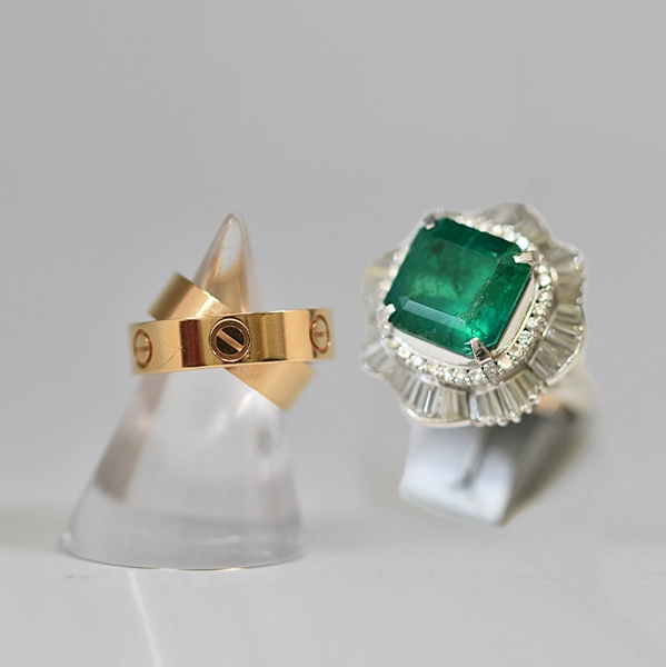 宝石・貴金属