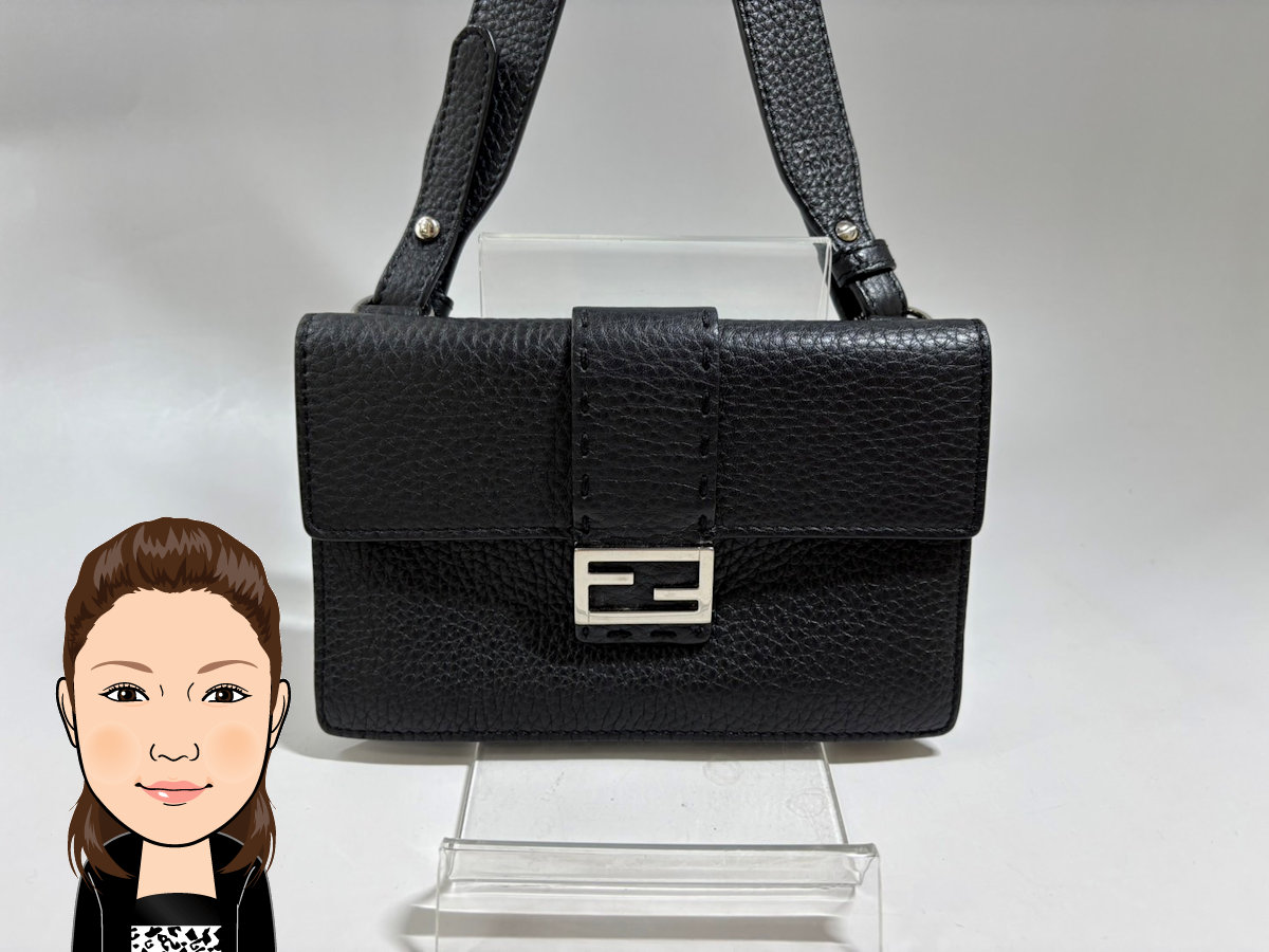 FENDI 【フェンディ】 マイクロ フラットバゲットポシェット チェーンウォレット 画像1