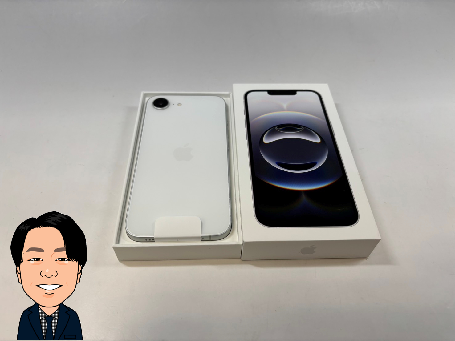Apple 【アップル】 iPhone16e 128GB au 画像1