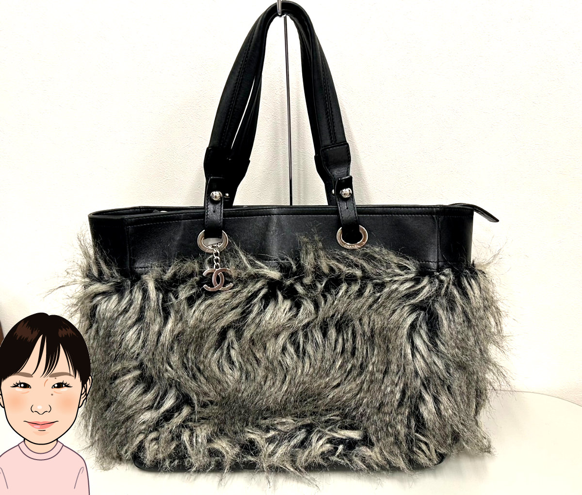 CHANEL 【シャネル】 ファー付 パリビアリッツ トートバッグ 画像1