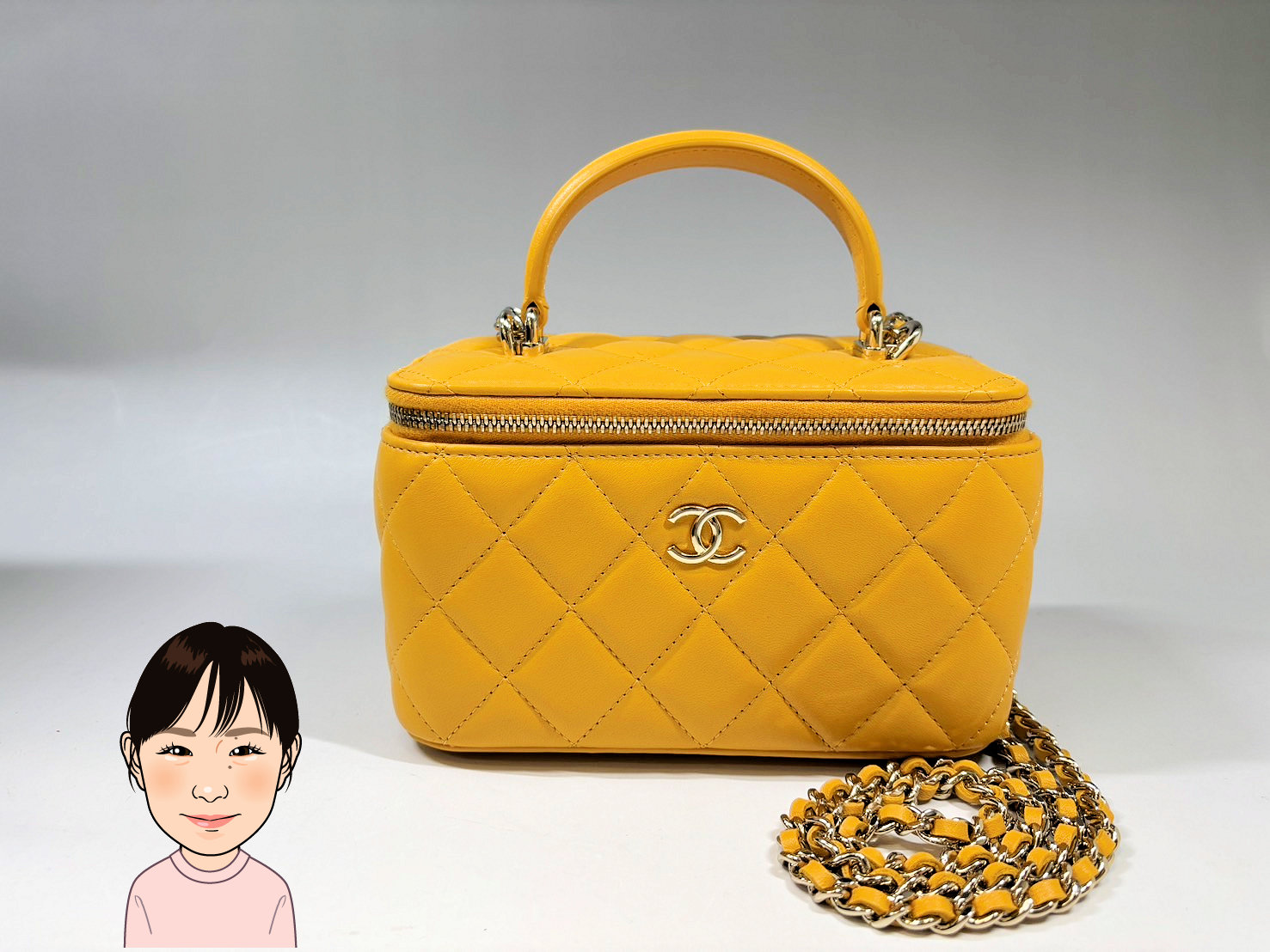 CHANEL 【シャネル】 黄色 ラムスキン チェーンバニティバッグ 画像1