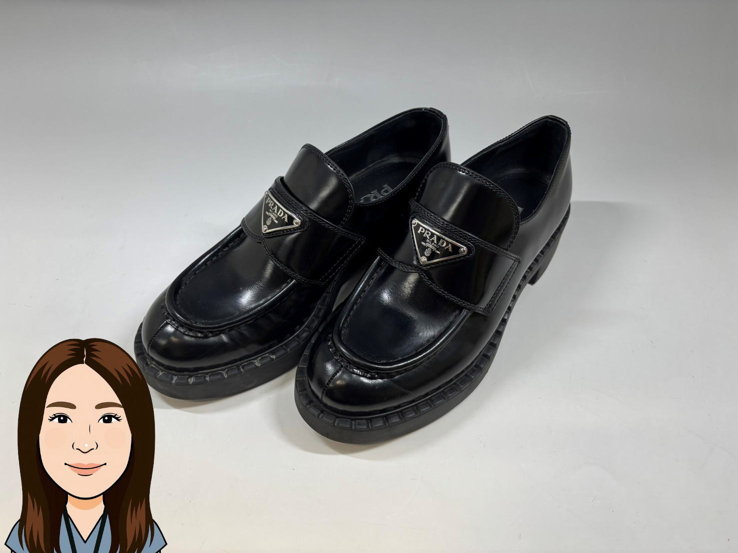 PRADA 【プラダ】 ローファー 靴 画像1