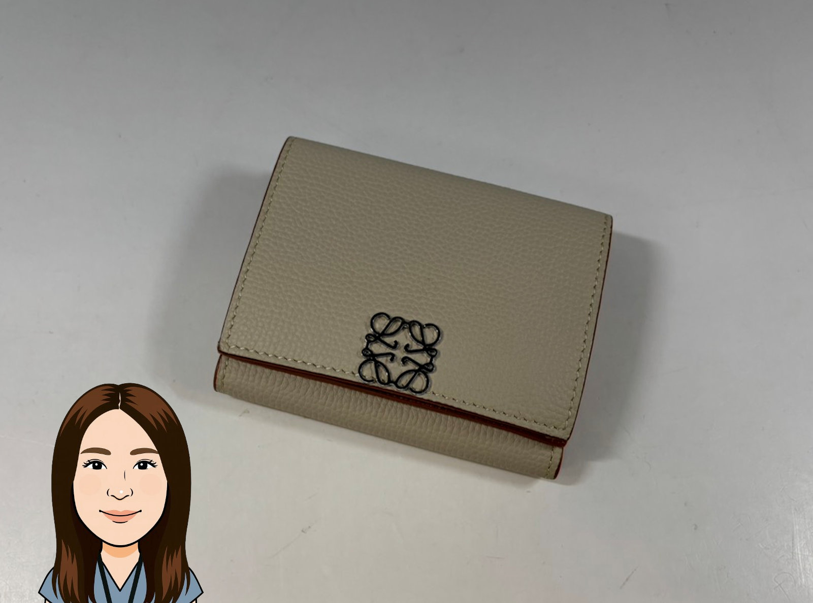 LOEWE 【ロエベ】 アナグラム トライフォールドウォレット 画像1