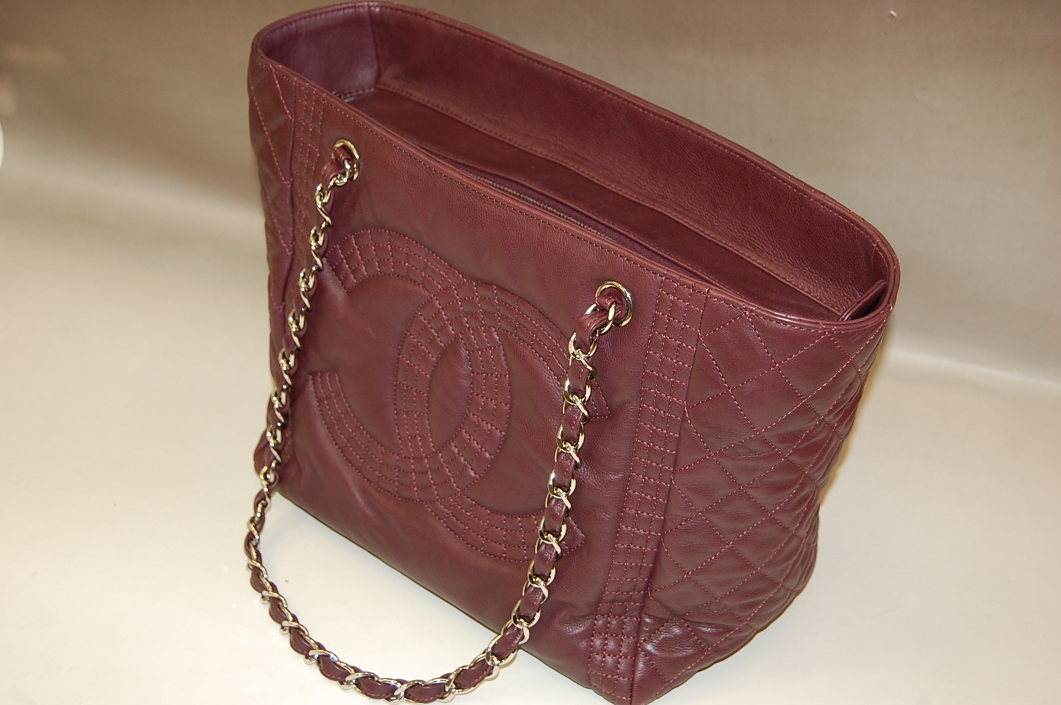 CHANEL【シャネル】マトラッセ チェーン バッグ 画像1