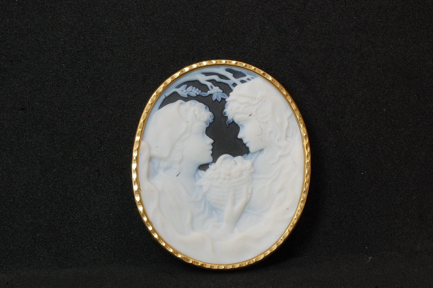 ブローチ 画像1