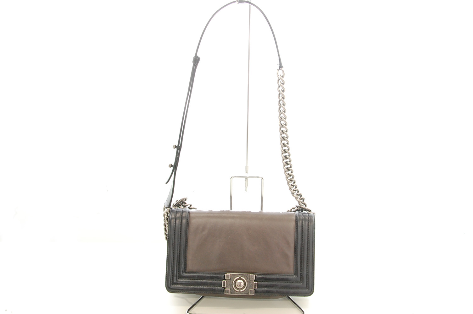 CHANEL【シャネル】ボーイシャネル チェーン バッグ 画像1