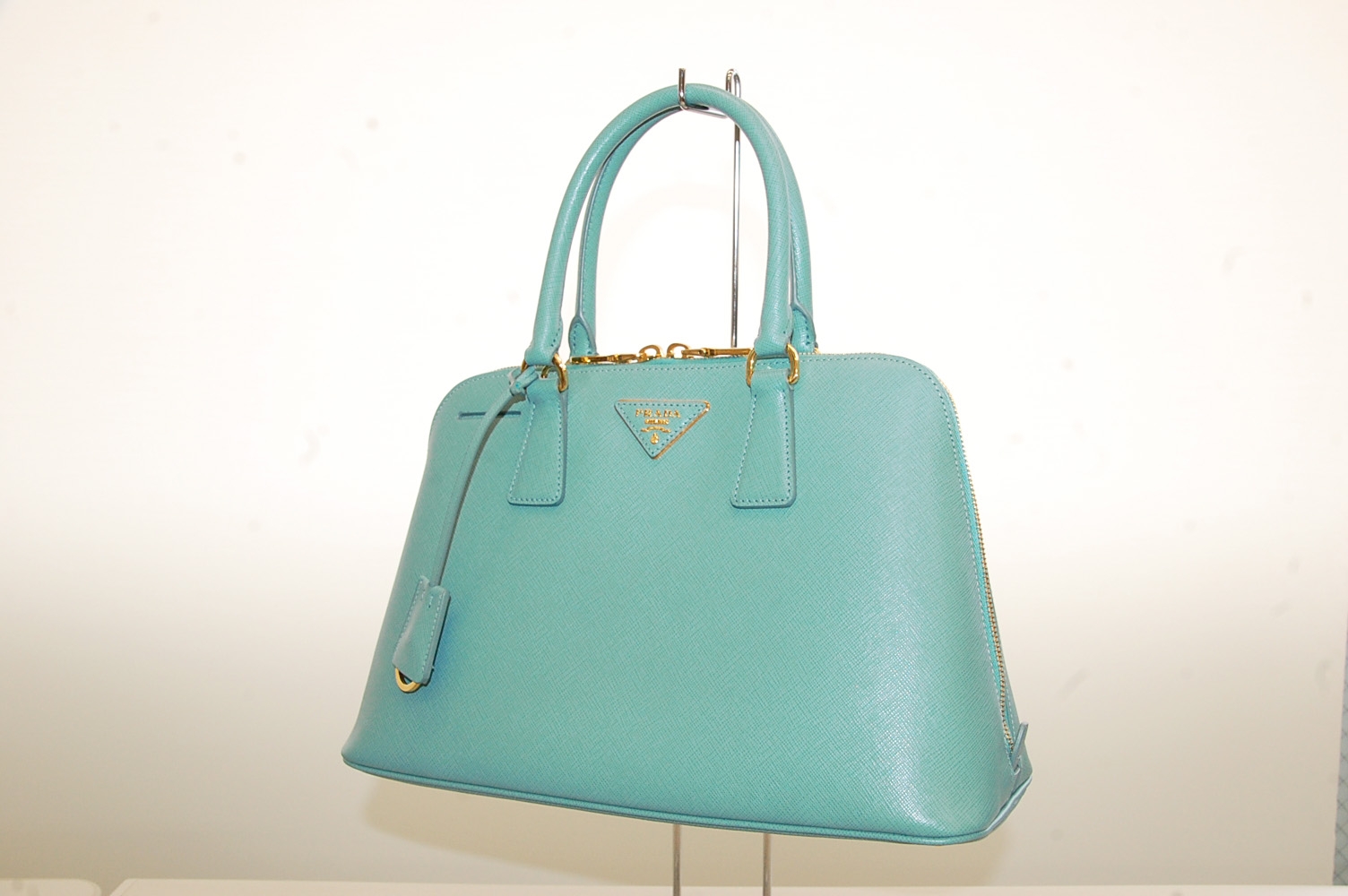 PRADA【プラダ】サフィアーノ ラックス バッグ 2WAY 画像1