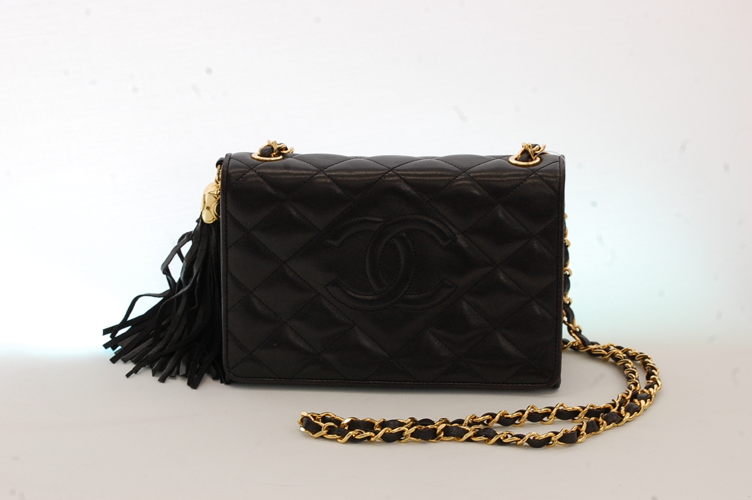 CHANEL【シャネル】マトラッセ チェーン バッグ 画像1