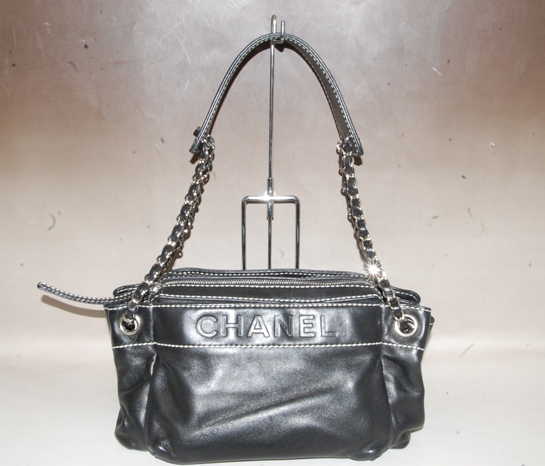 CHANEL【シャネル】ラムスキン ショルダーバッグ 画像1