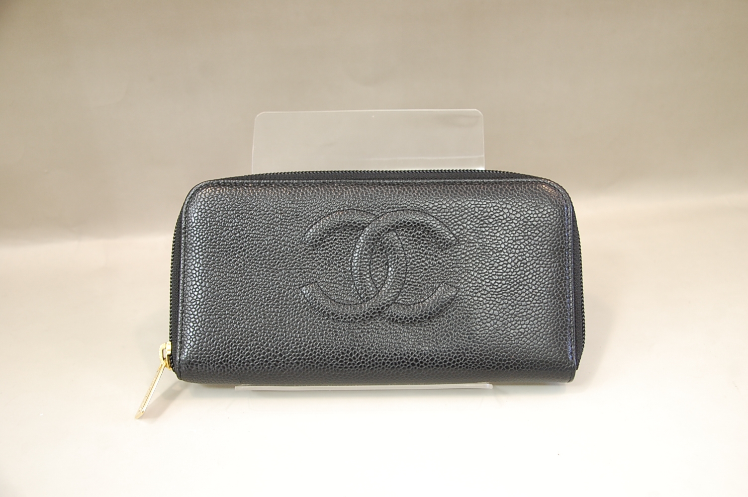 CHANEL【シャネル】キャビアスキン 財布 画像1