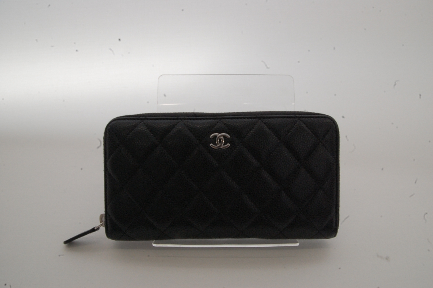 CHANEL【シャネル】マトラッセ キャビアスキン 財布 画像1