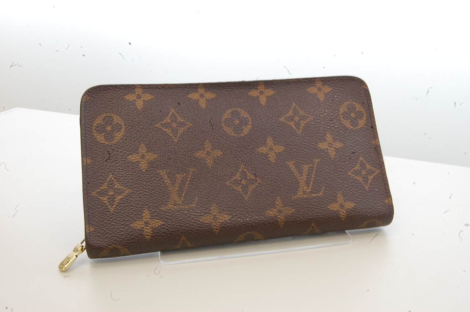 LOUIS VUITTON【ルイヴィトン】モノグラム ポルトモネジップ M61727 画像1
