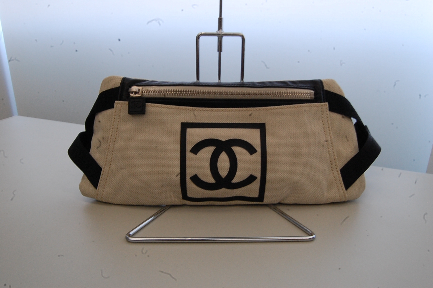 CHANEL【シャネル】スポーツライン ボディバッグ 画像1