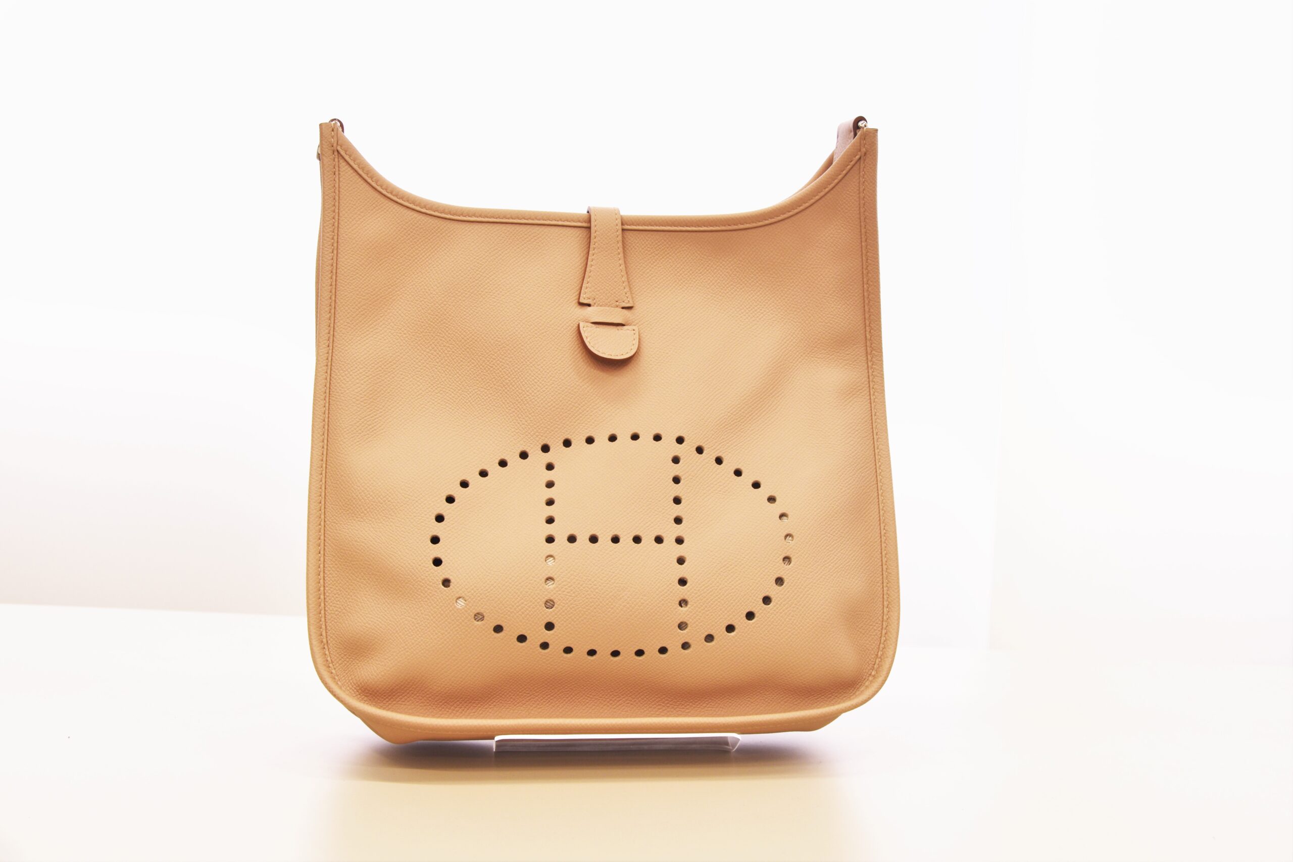 HERMES【エルメス】エヴリン エブリン PM Ⅲ 型押し 画像1