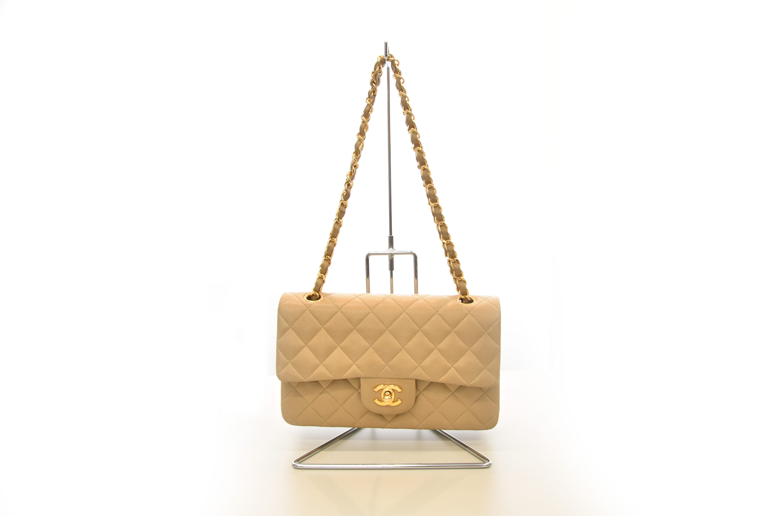 CHANEL【シャネル】マトラッセ チェーン バッグ 画像1