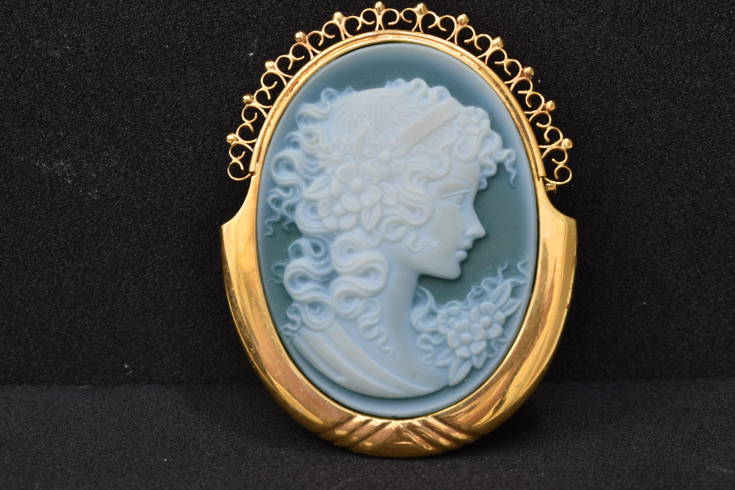 ブローチ 画像1