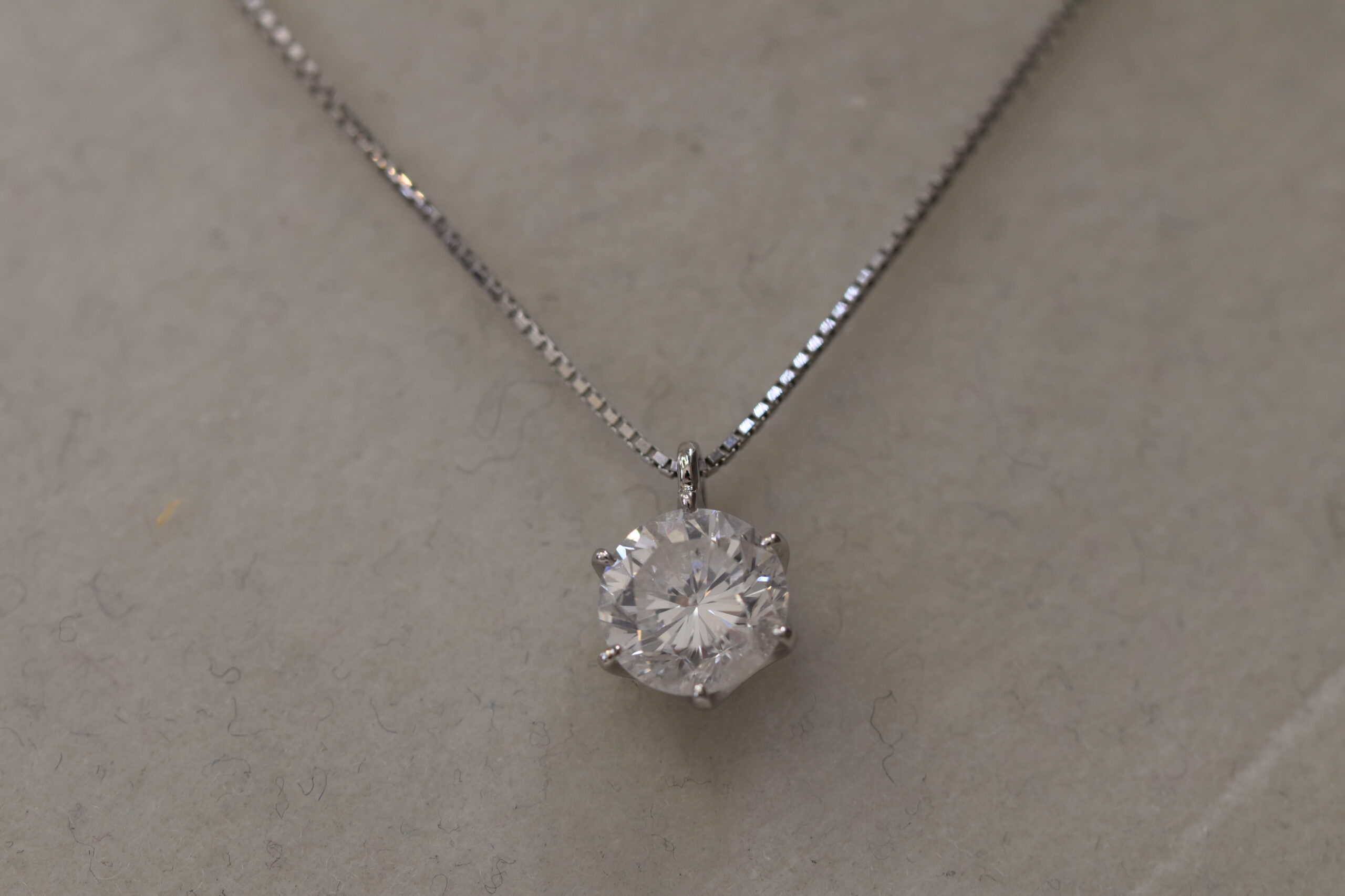 ネックレス 画像1