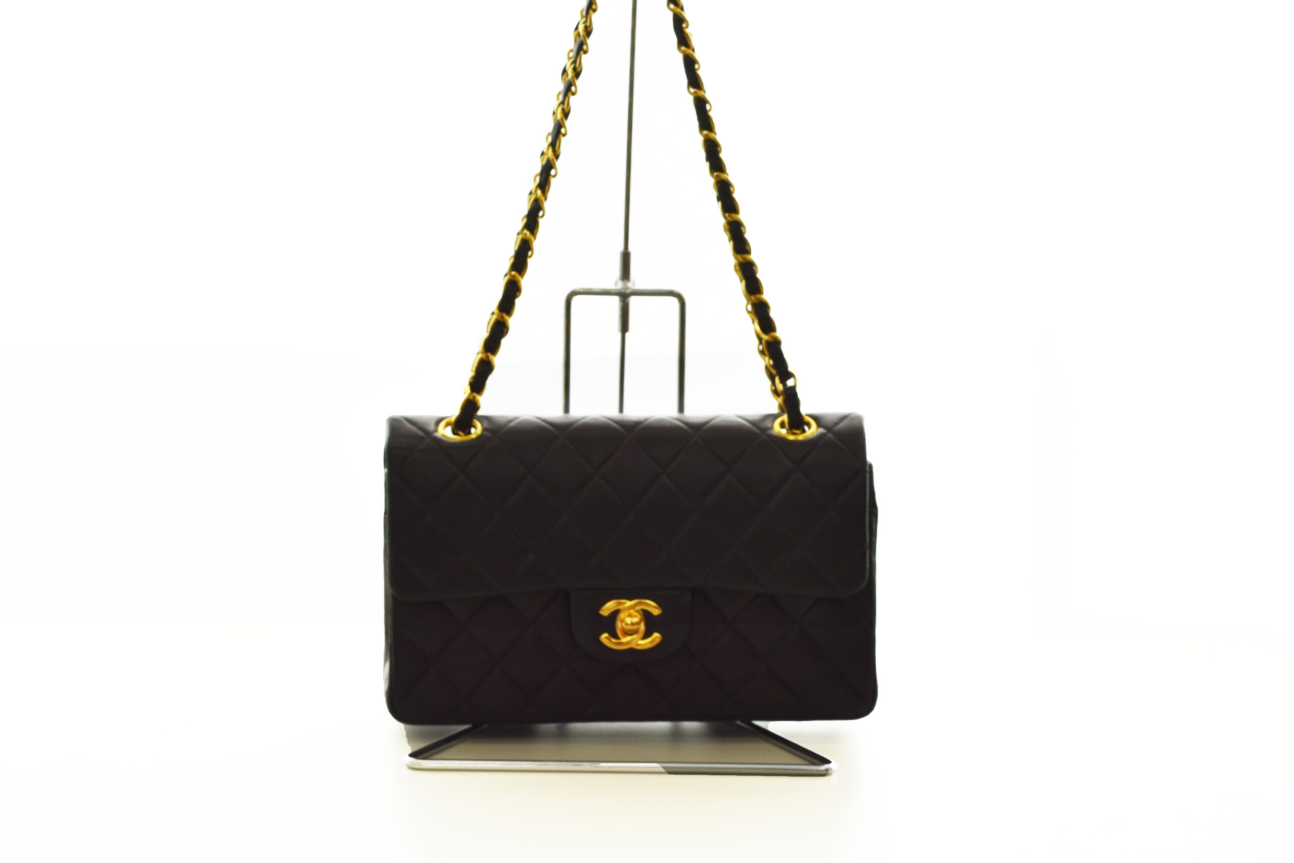 CHANEL【シャネル】マトラッセ チェーン バッグ 画像1