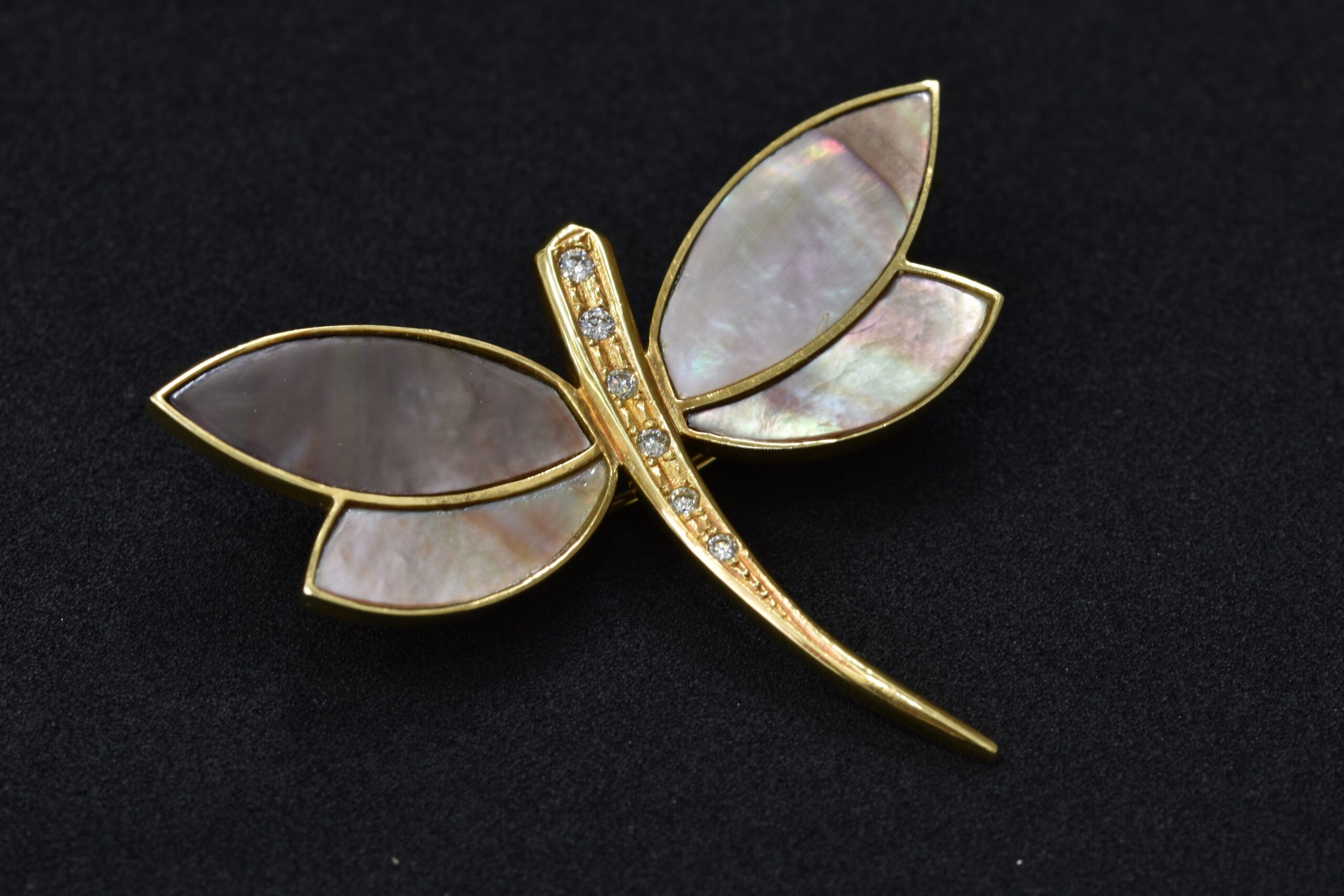 ブローチ 画像1