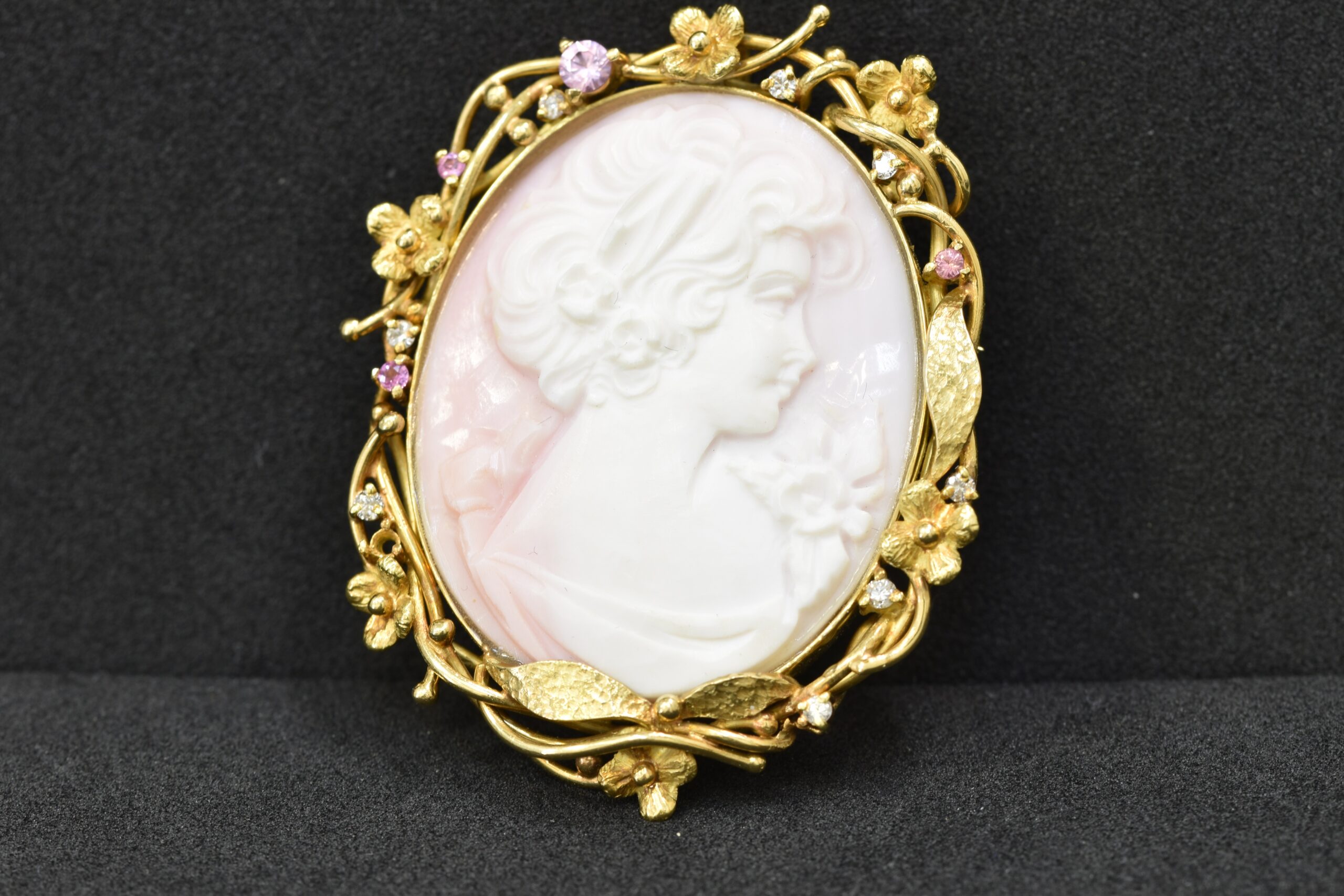 ブローチ 画像1