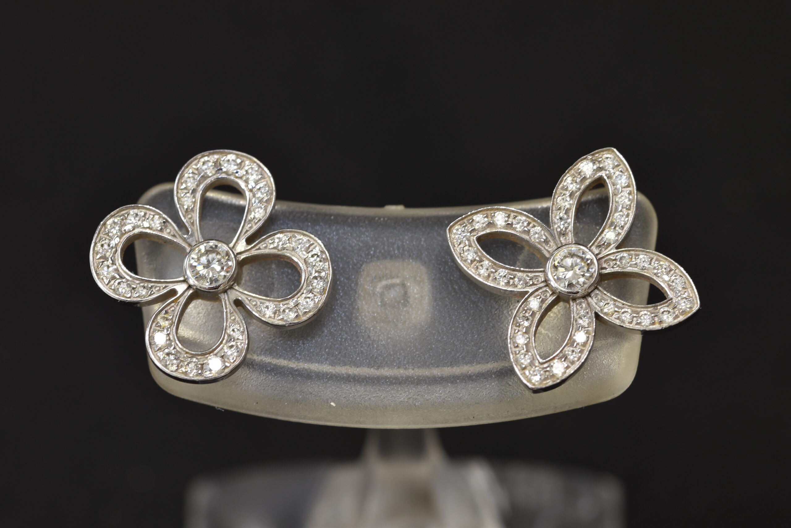 LOUOS VUITTON 【ルイヴィトン】ピアス 画像1