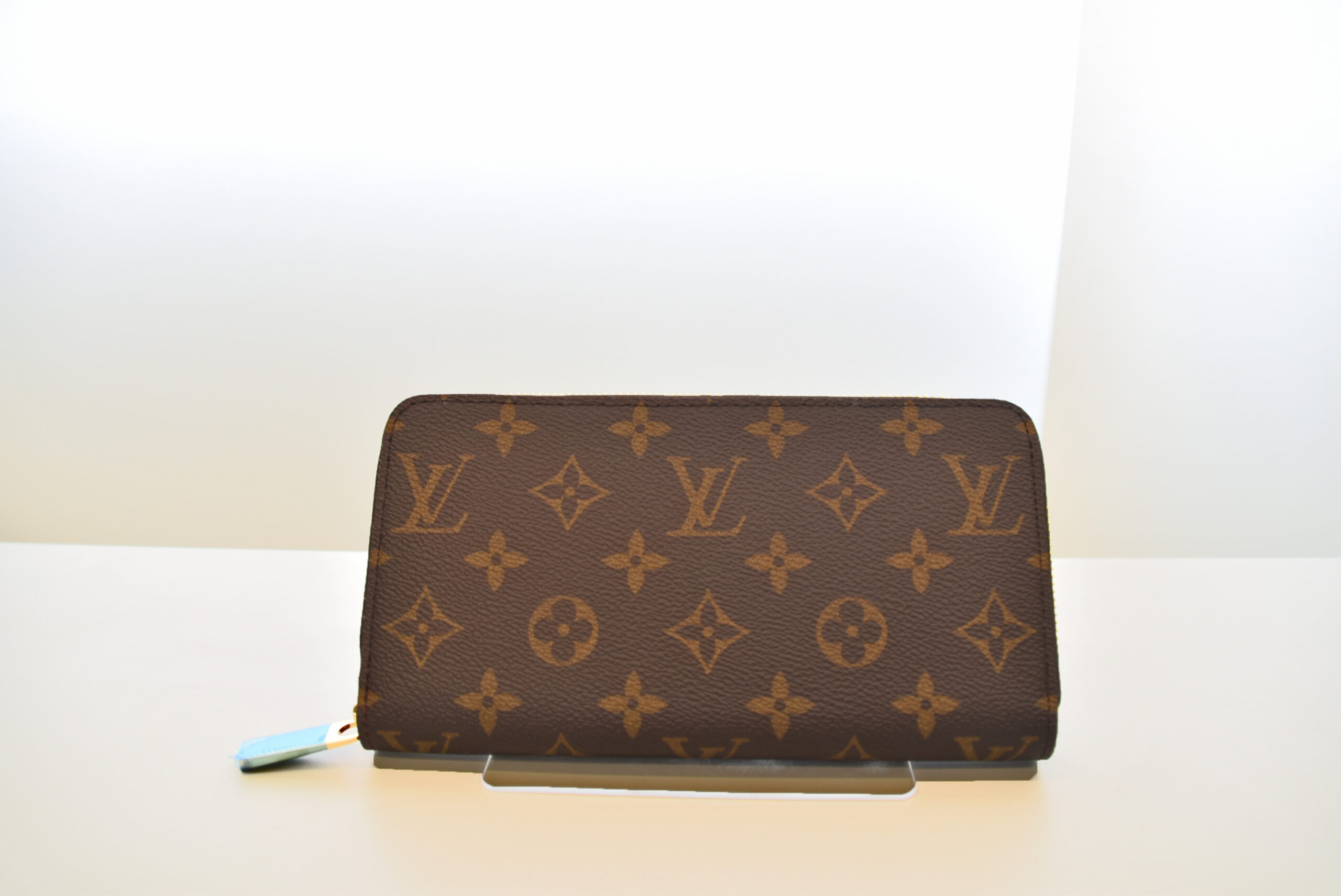 LOUIS VUITTON【ルイヴィトン】モノグラム ジッピーウォレット M41896 画像1