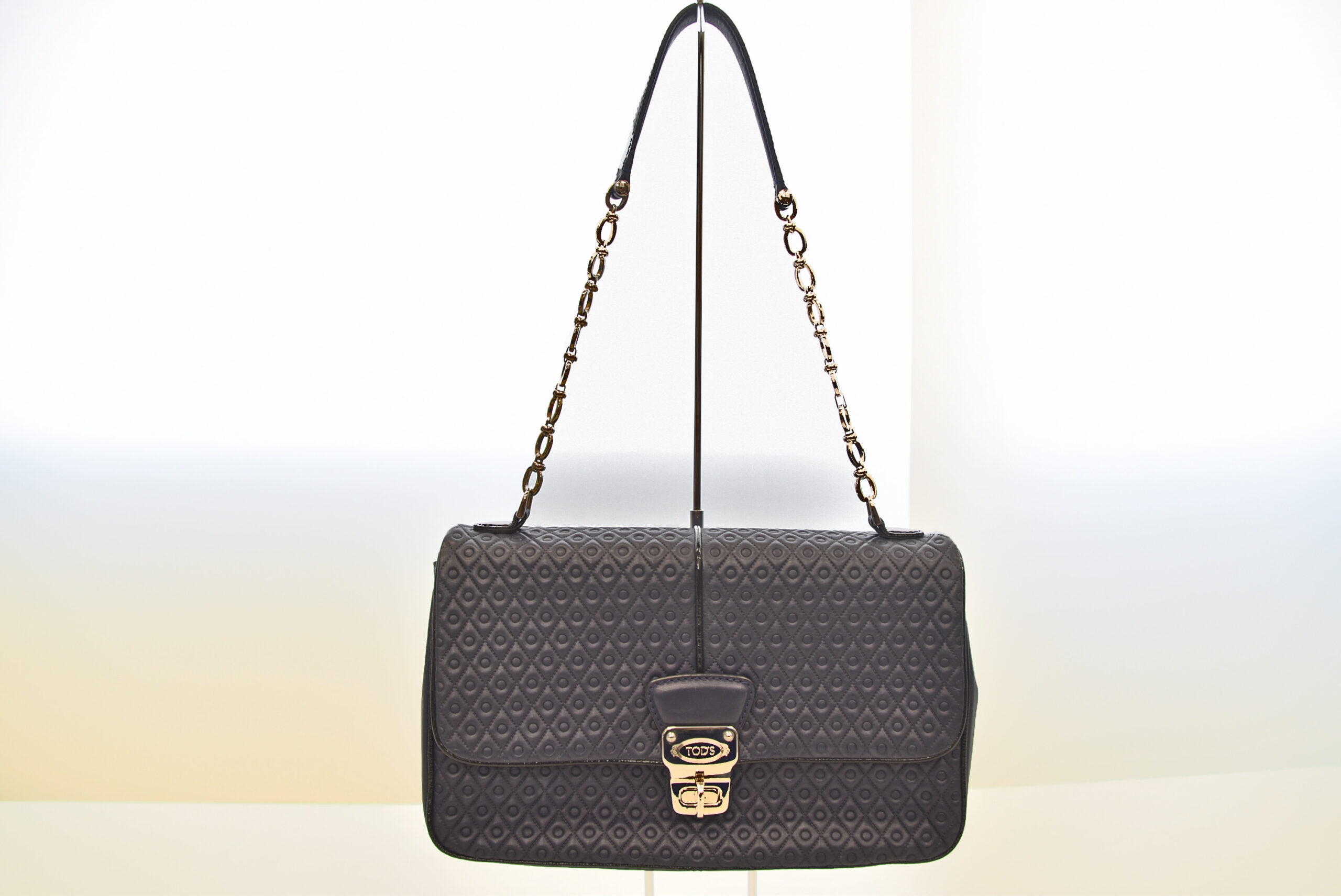 TODS【トッズ】革 チェーン ハンドバッグ 画像1