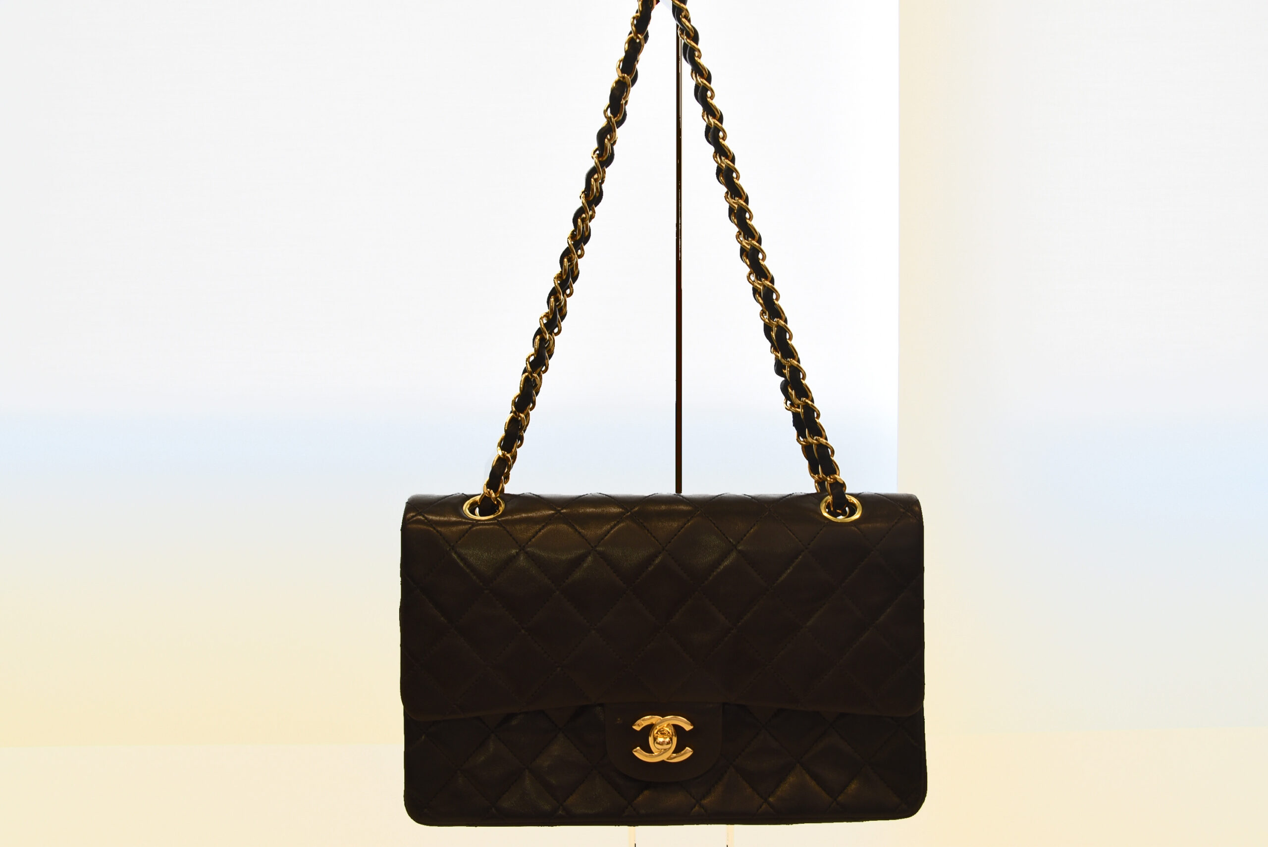 CHANEL【シャネル】マトラッセ チェーンバッグ 画像1