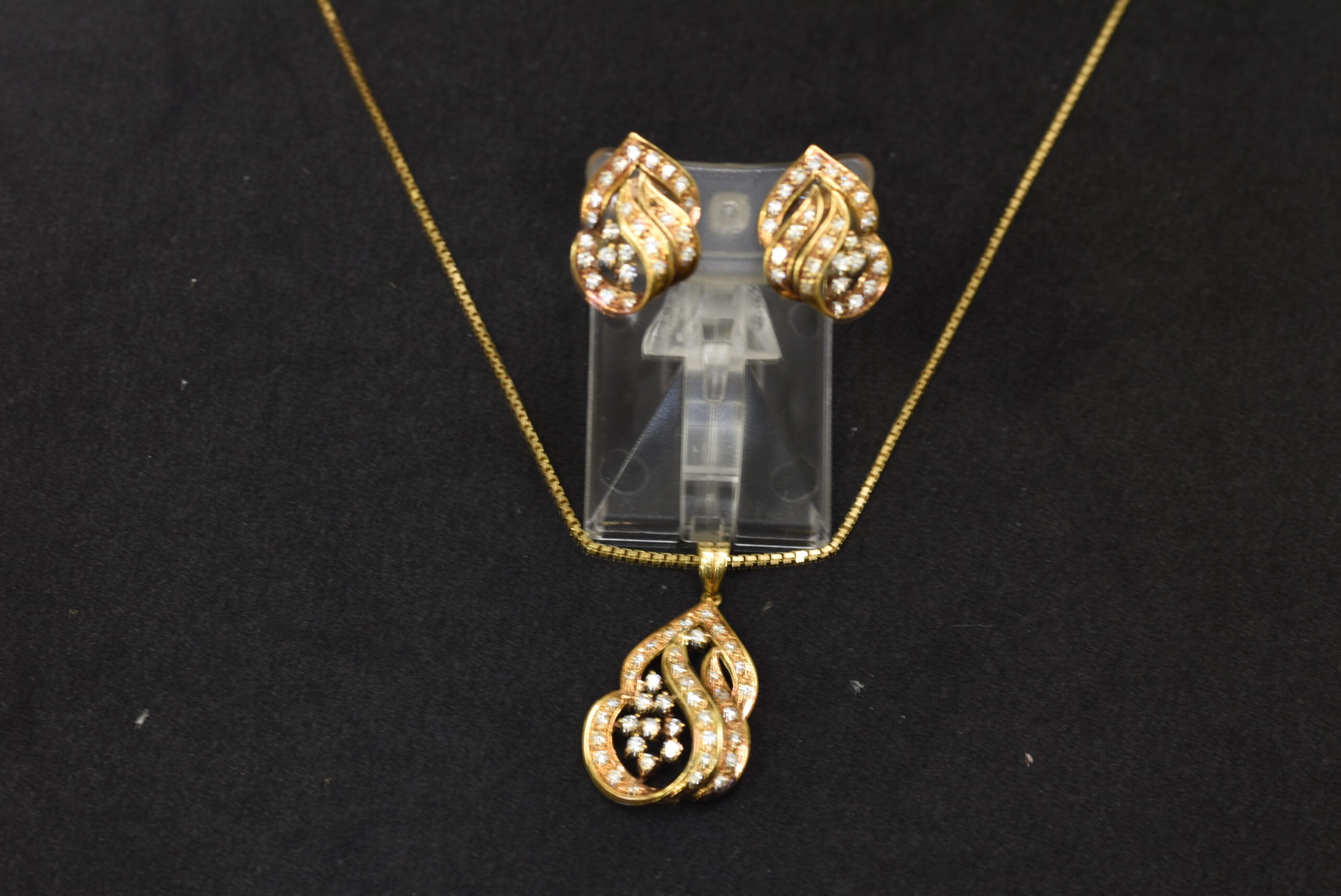 ネックレス+イヤリング 画像1