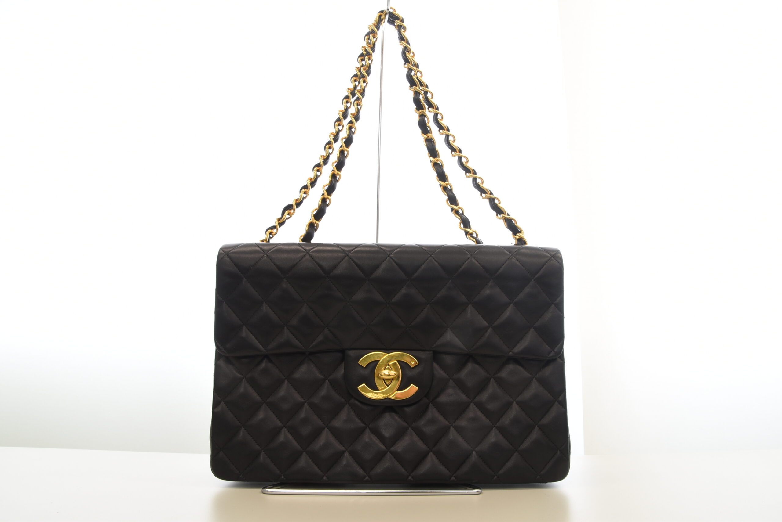 CHANEL【シャネル】マトラッセ デカマトラッセ チェーン バッグ 画像1