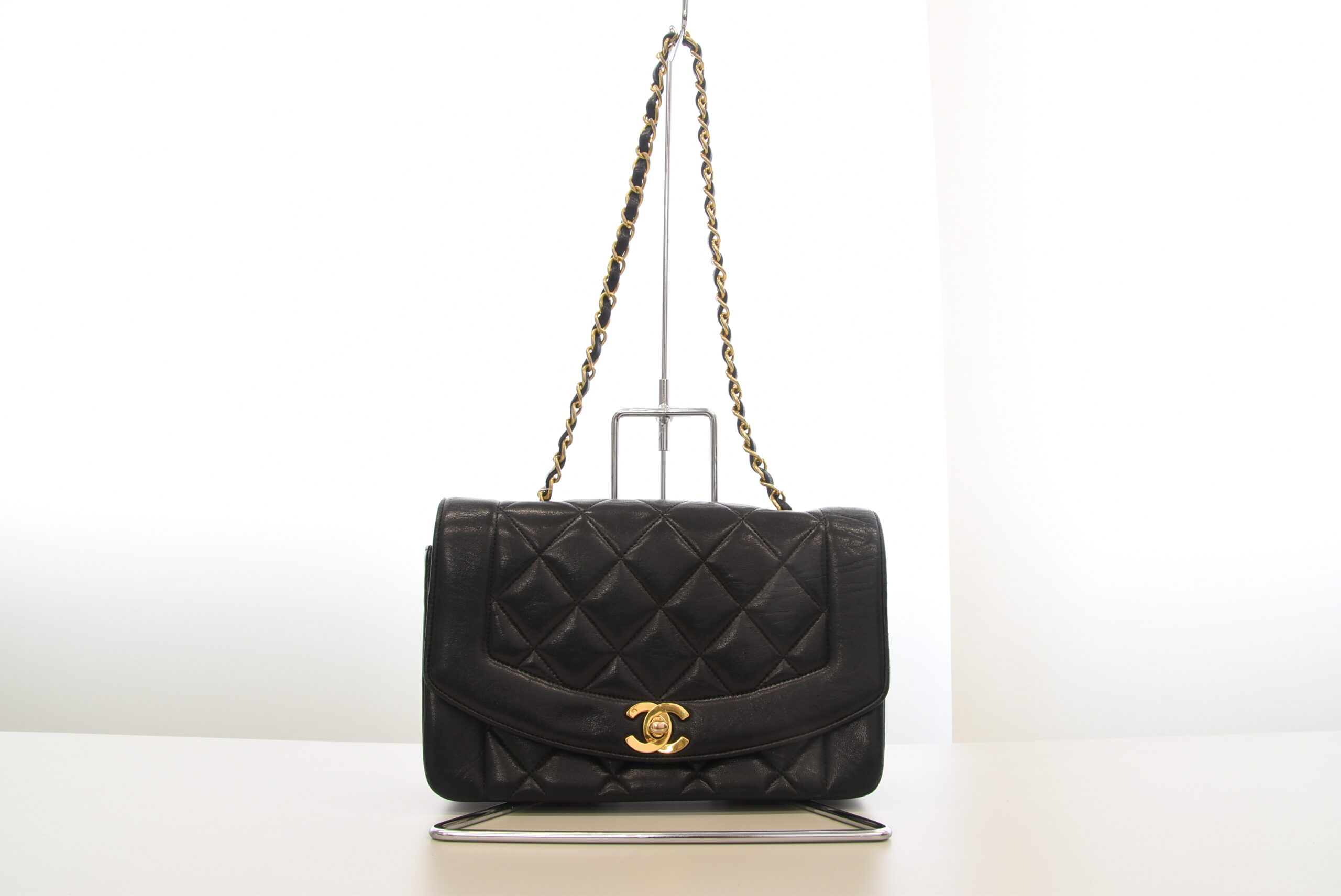 CHANEL【シャネル】マトラッセ チェーン ショルダーバッグ 画像1