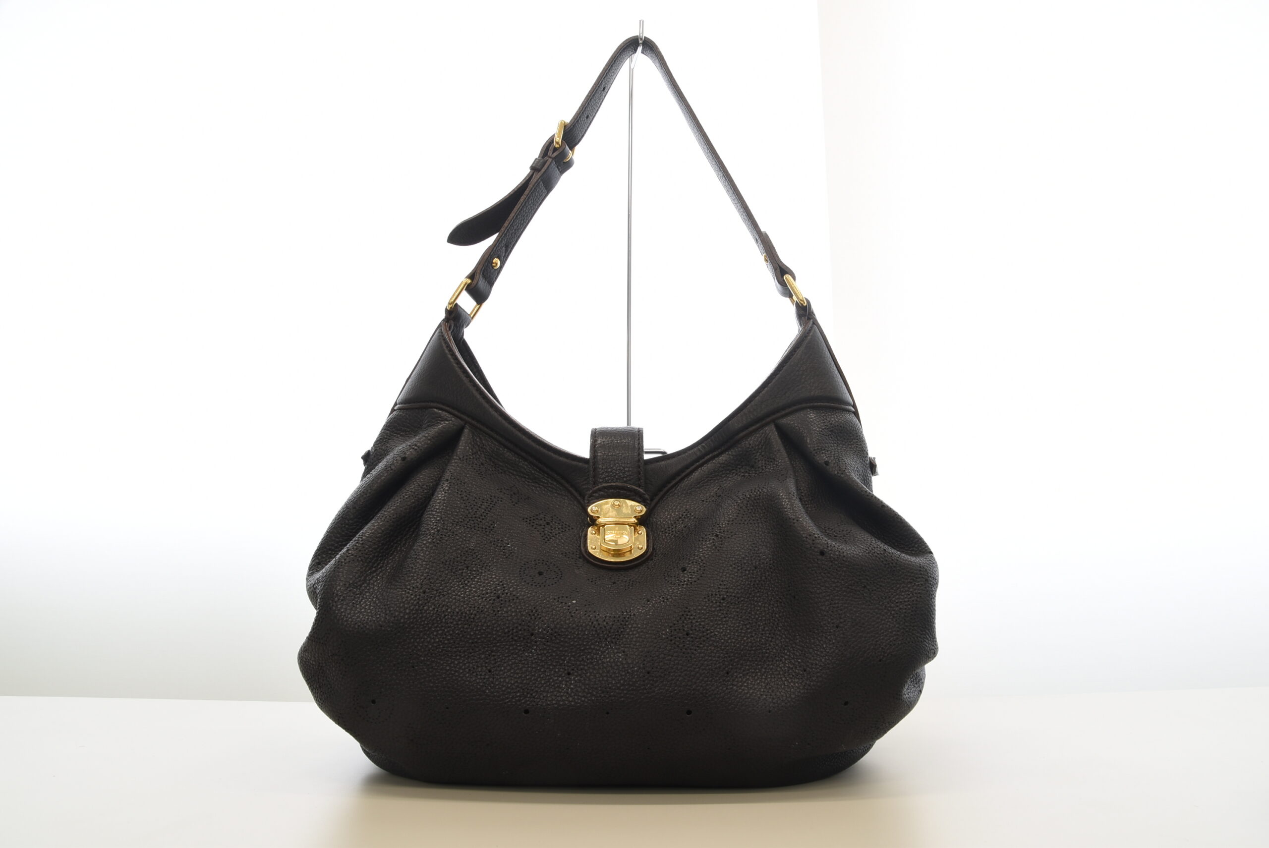 LOUIS VUITTON【ルイヴィトン】マヒナ XS M95660 画像1