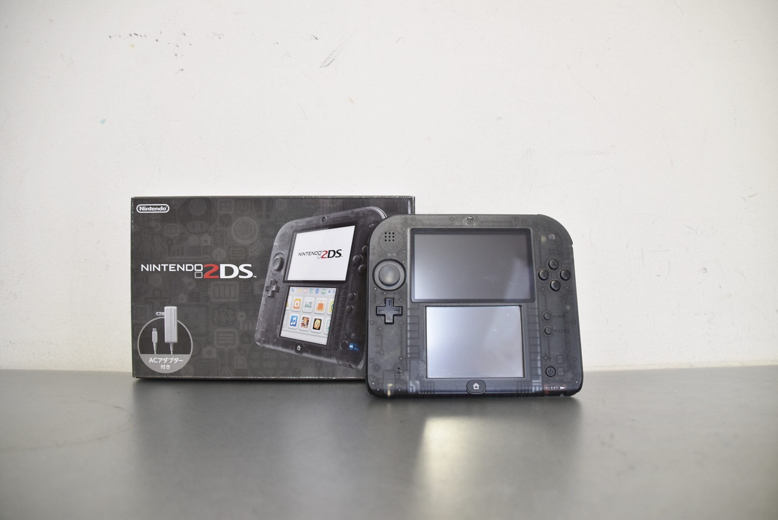 任天堂 2DS 画像1