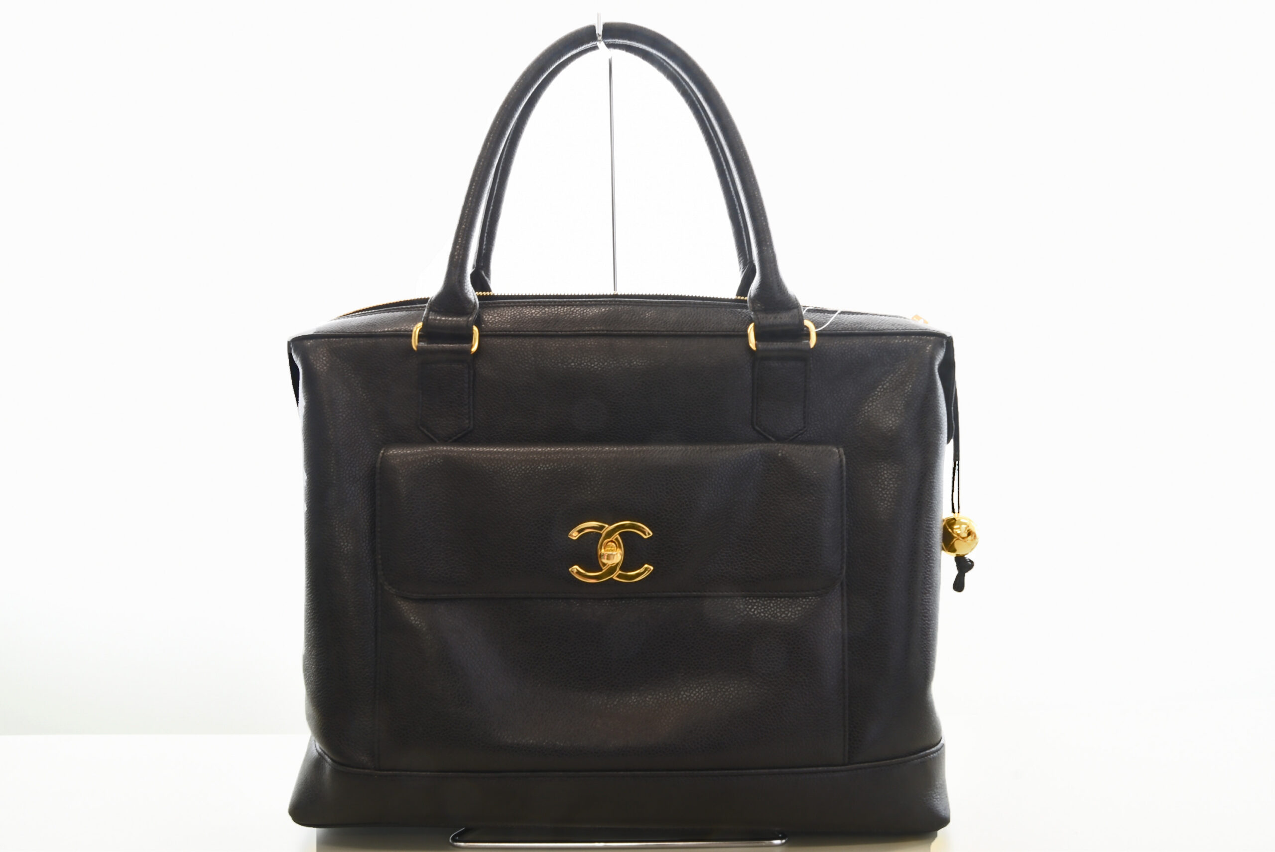 CHANEL【シャネル】キャビアスキン デカバッグ トート 画像1