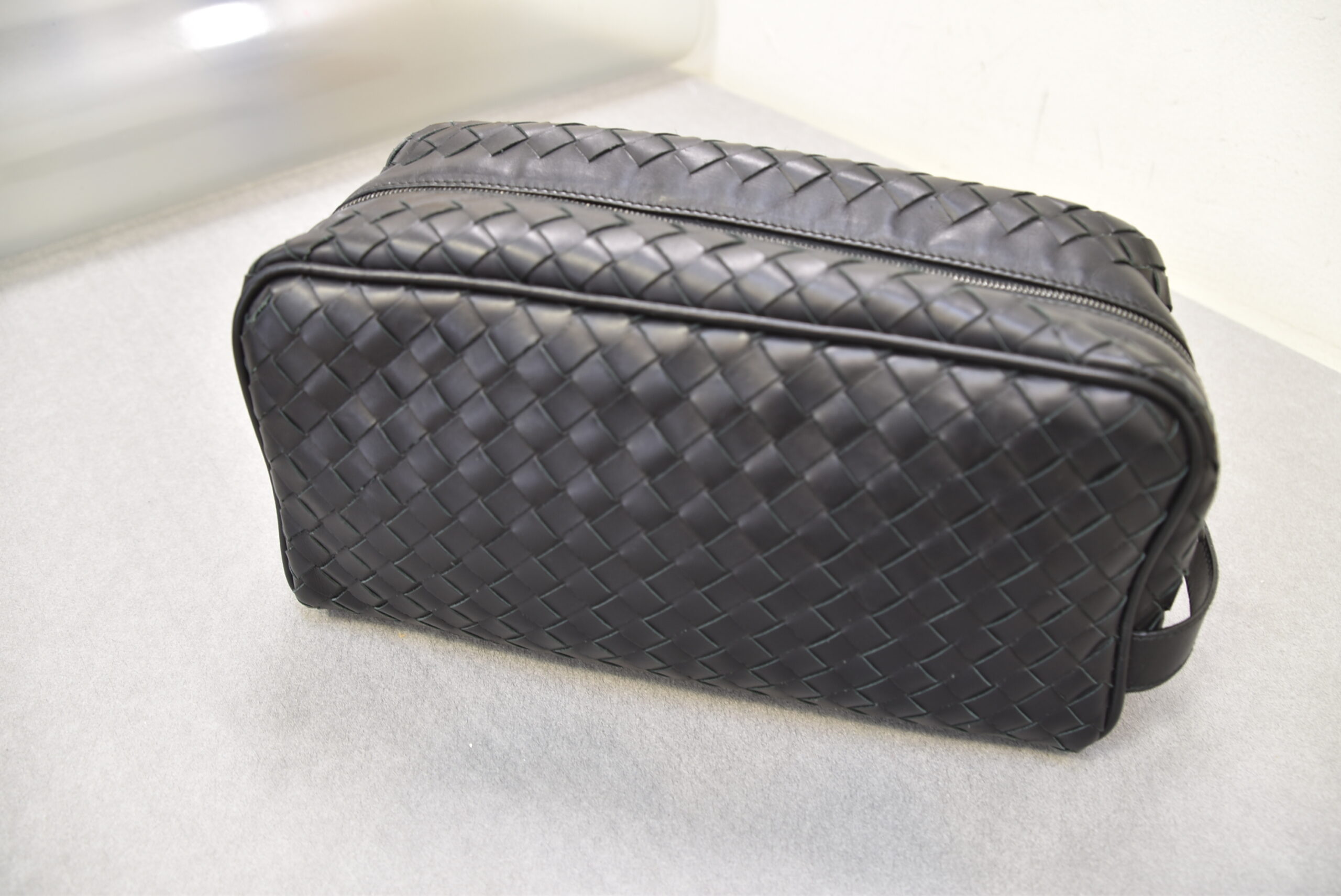 BOTTEGA VENETA【ボッテガヴェネタ】イントレチャート セカンドバッグ 画像1