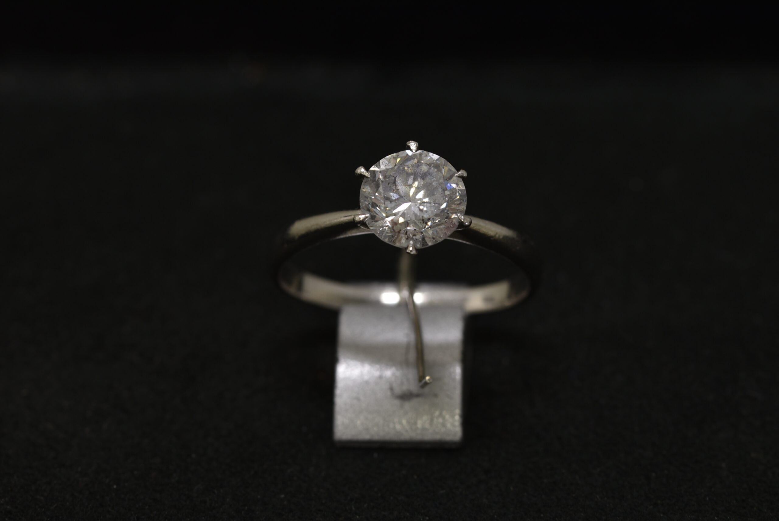 立爪 指輪 画像1