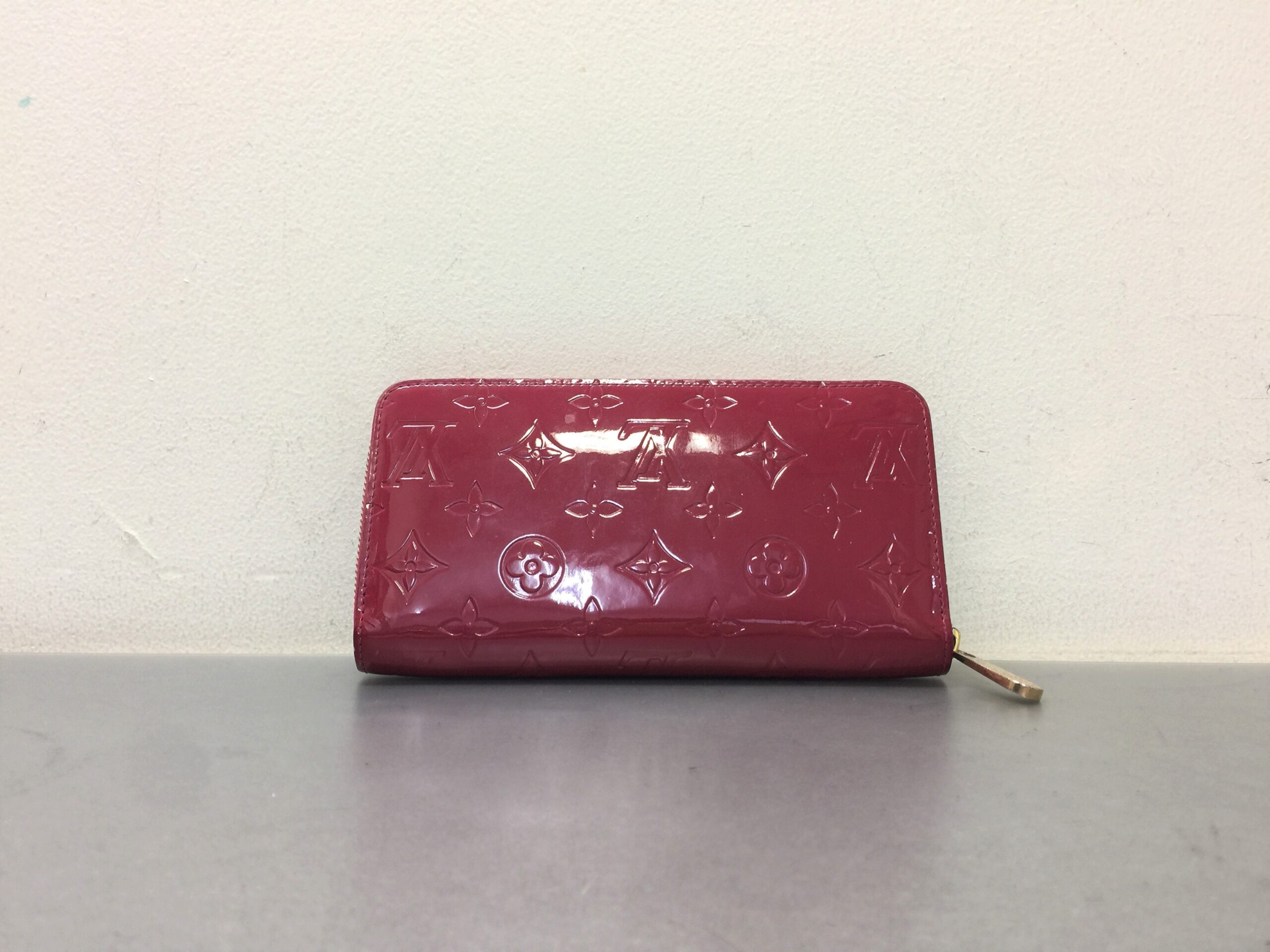 LOUIS VUITTON【ルイヴィトン】ヴェルニ ジッピーウォレット M91597 画像1