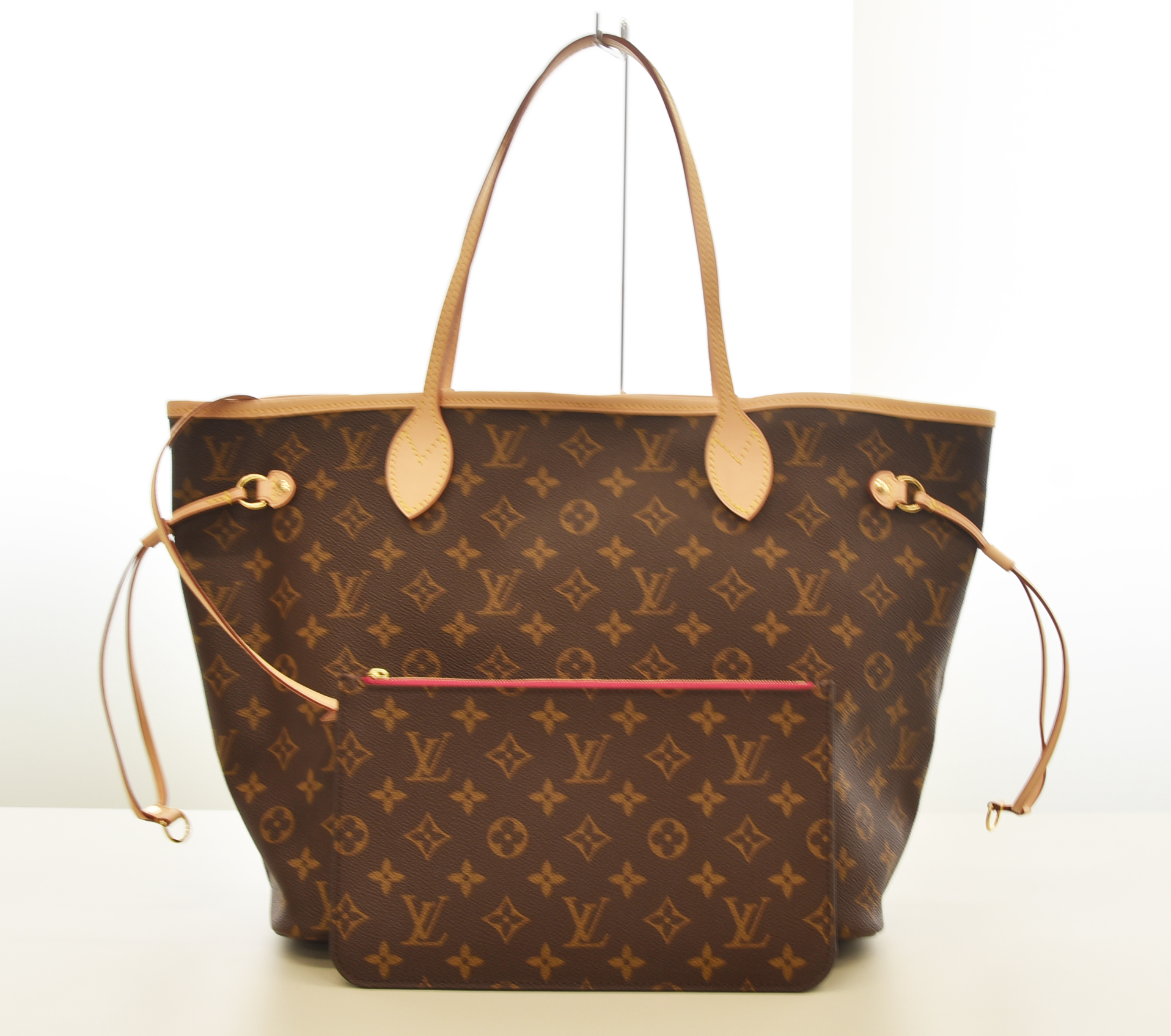 LOUIS VUITTON【ルイヴィトン】モノグラム バッグ ネヴァーフル M41178 画像1