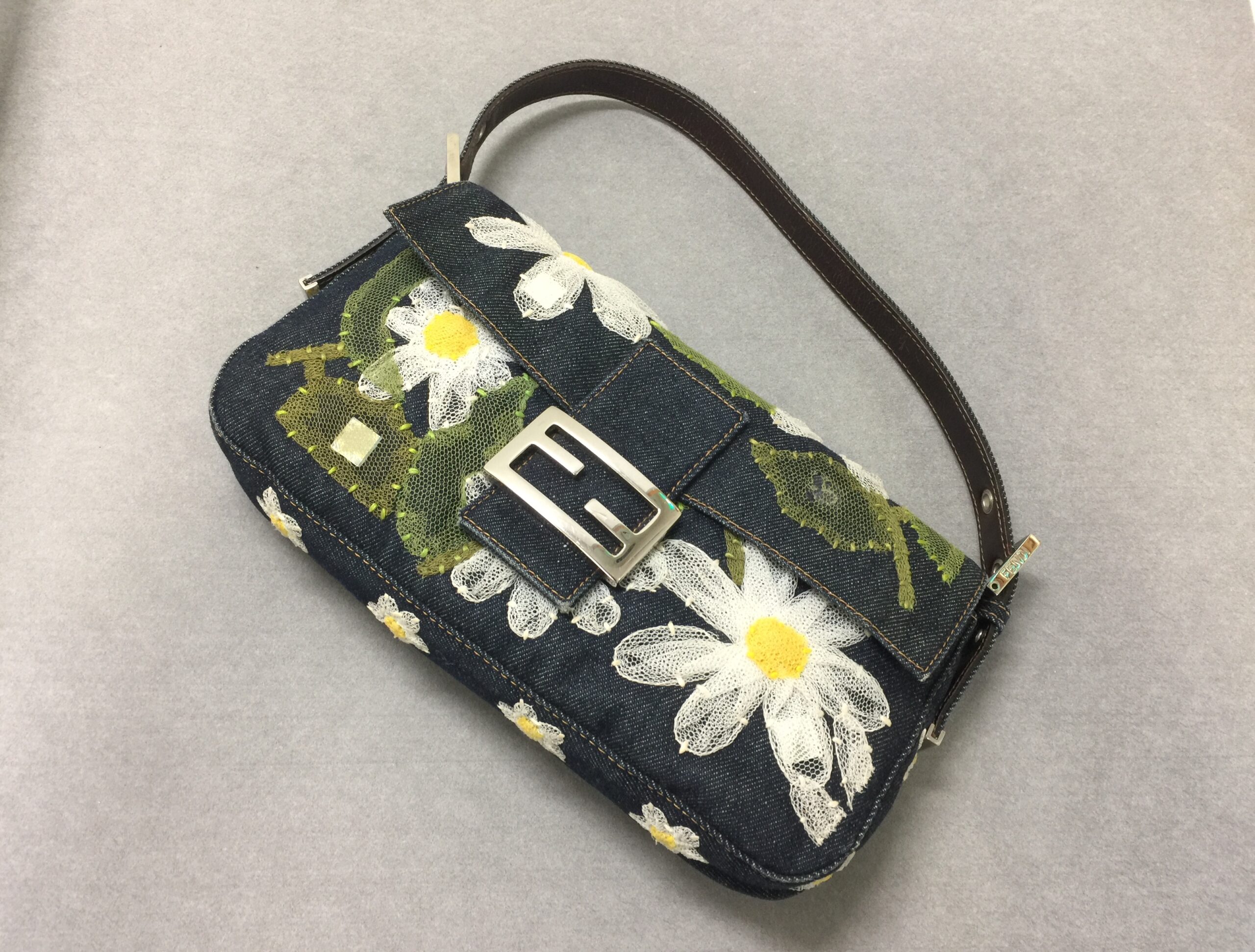 FENDI【フェンディ】デニム マンマバケット レース 画像1