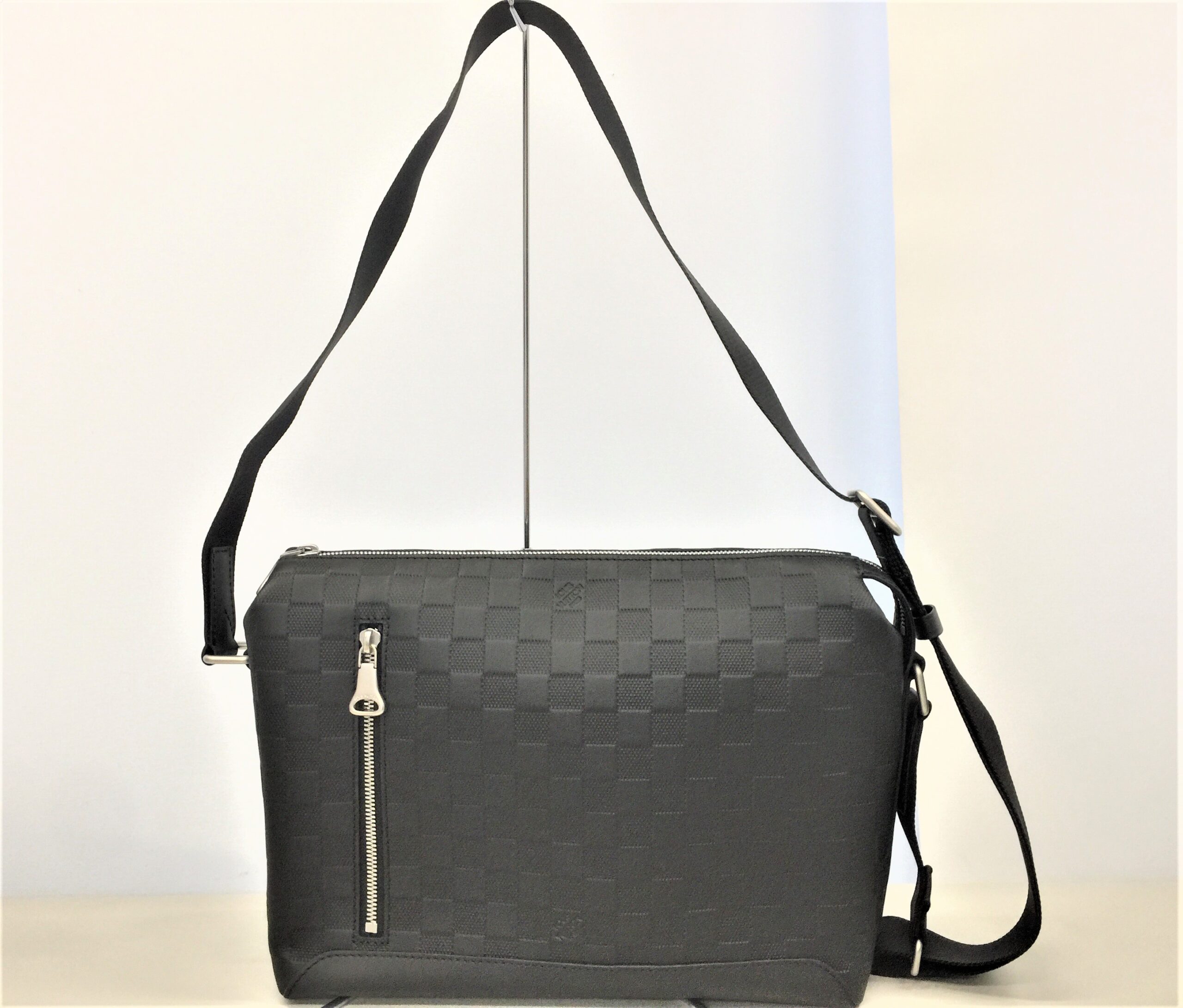 LOUIS VUITTON【ルイヴィトン】ダミエアンフィニ メッセンジャー PM N42415 画像1