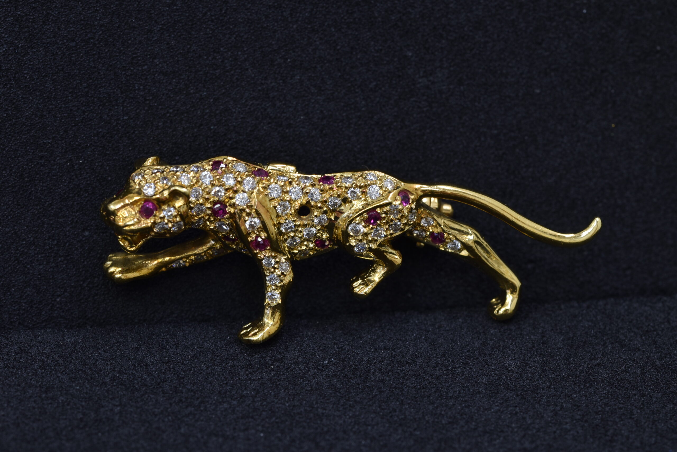 ブローチ 画像1