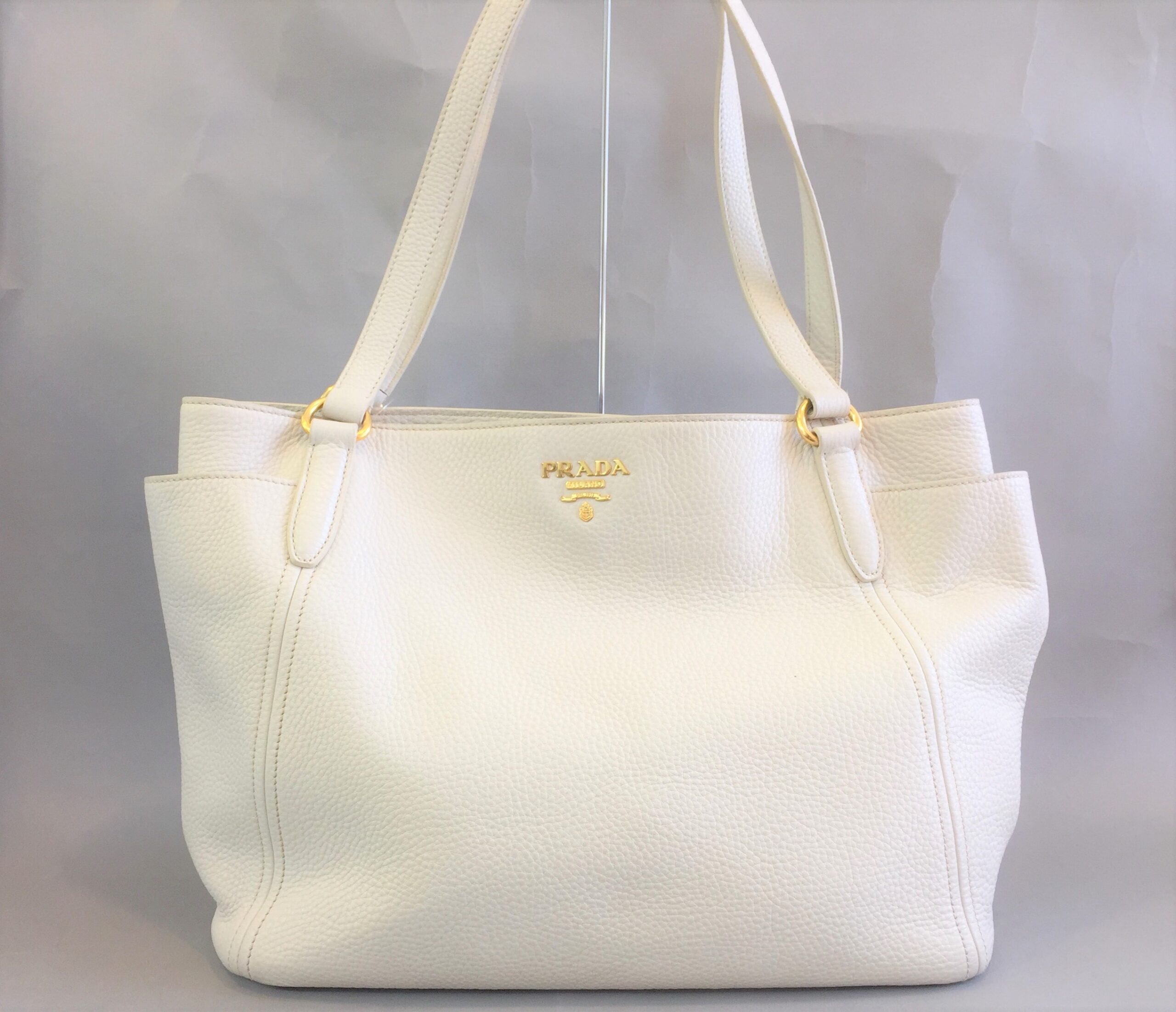 PRADA【プラダ】革 バッグ 画像1