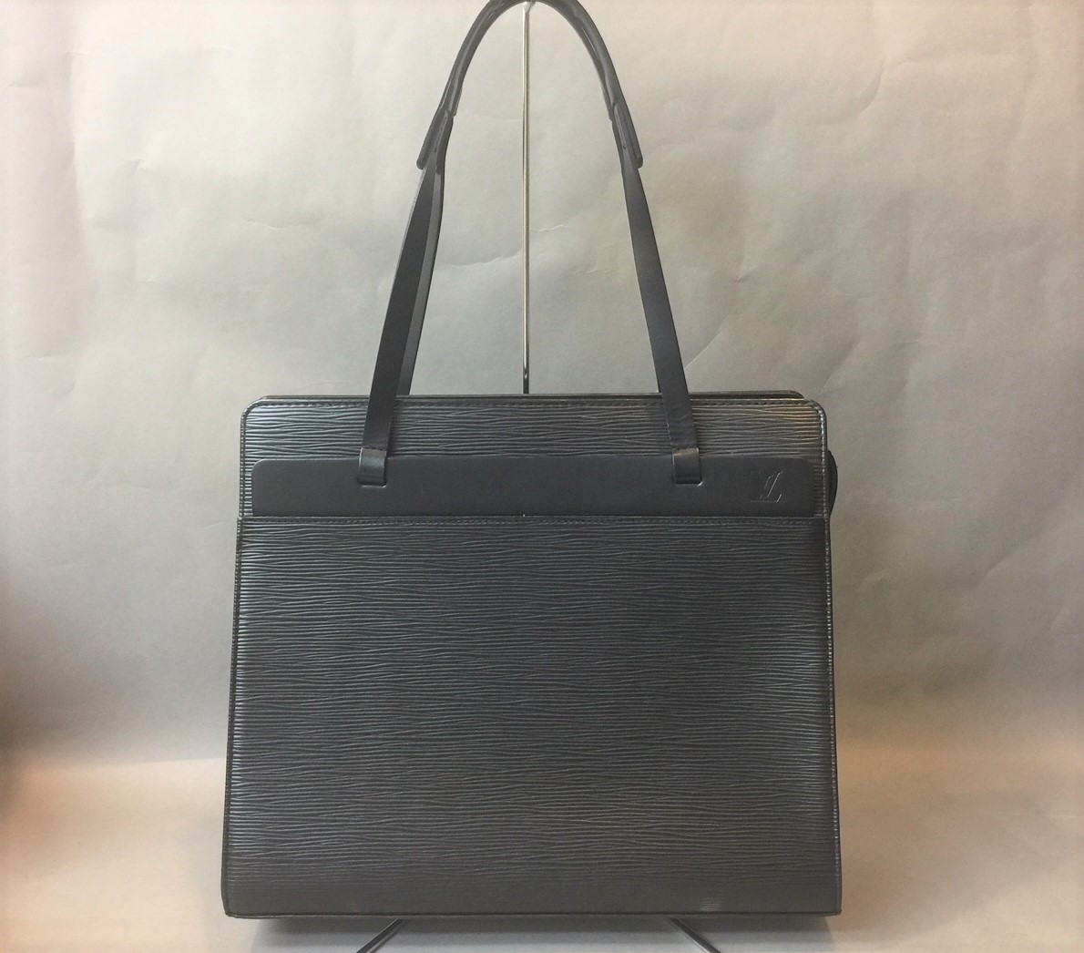 LUIS VITTONルイヴィトン】エピ/クロワゼットPM/トートバッグ