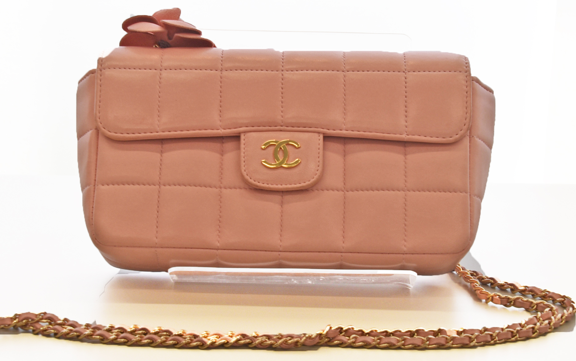 CHANEL【シャネル】ラムスキン チェーン バッグ 画像1