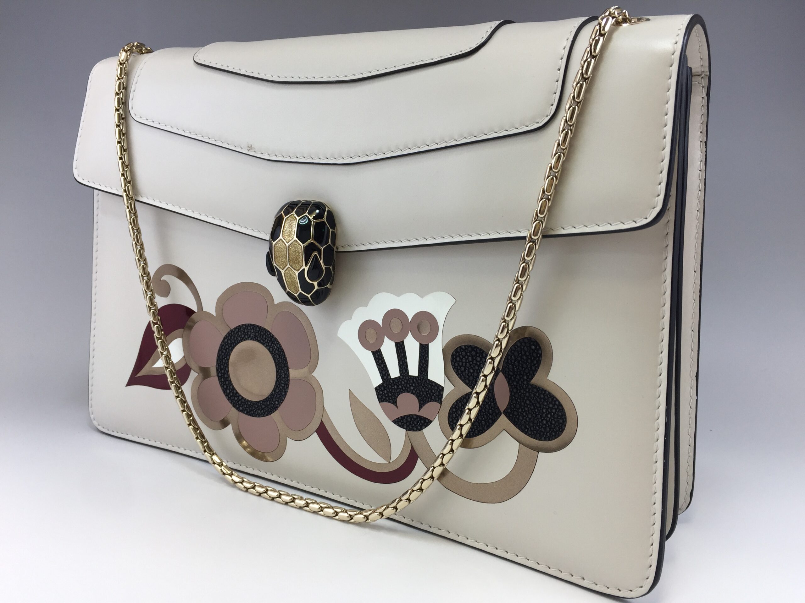 BVLGARI【ブルガリ】セルペンティ 革 チェーン ショルダー バッグ 画像1