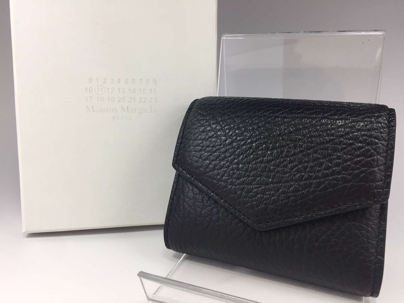 Maison Margiela【メゾンマルジェラ】革 三つ折り 財布 画像1