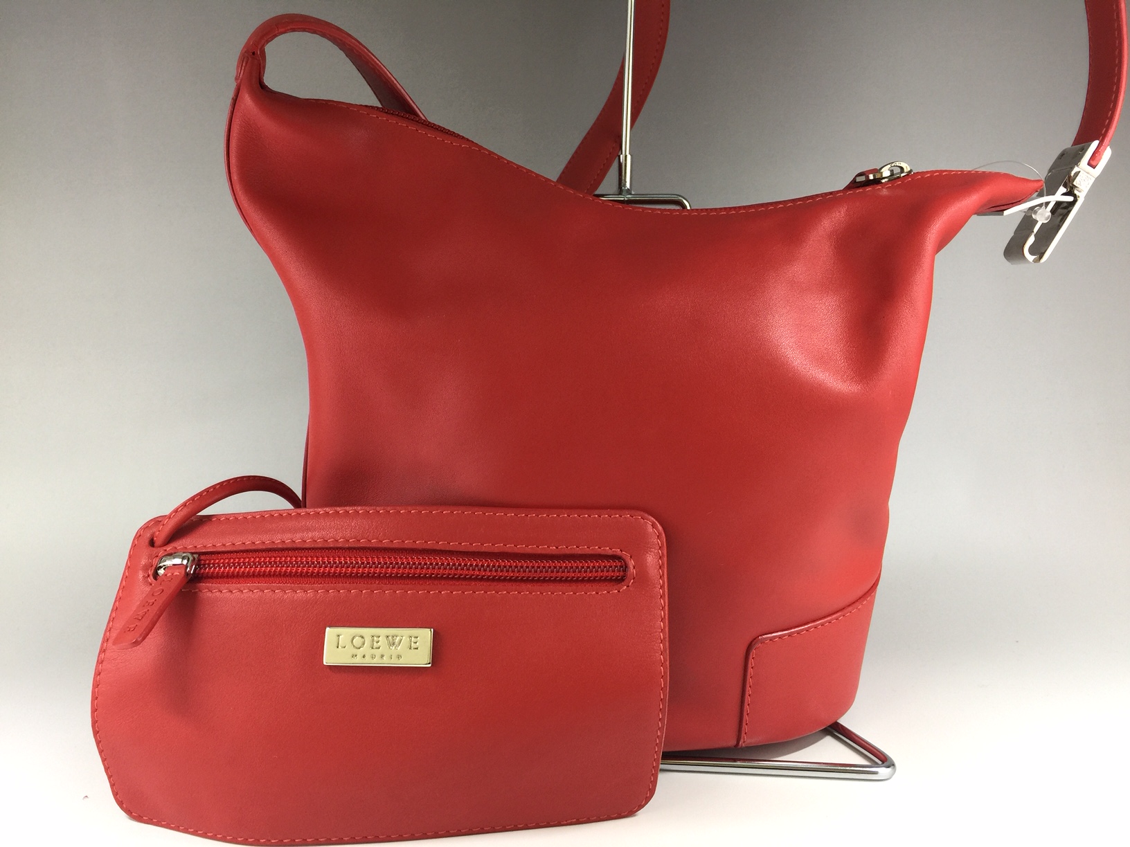 LOEWE【ロエベ】革 ワンショルダー バッグ 画像1