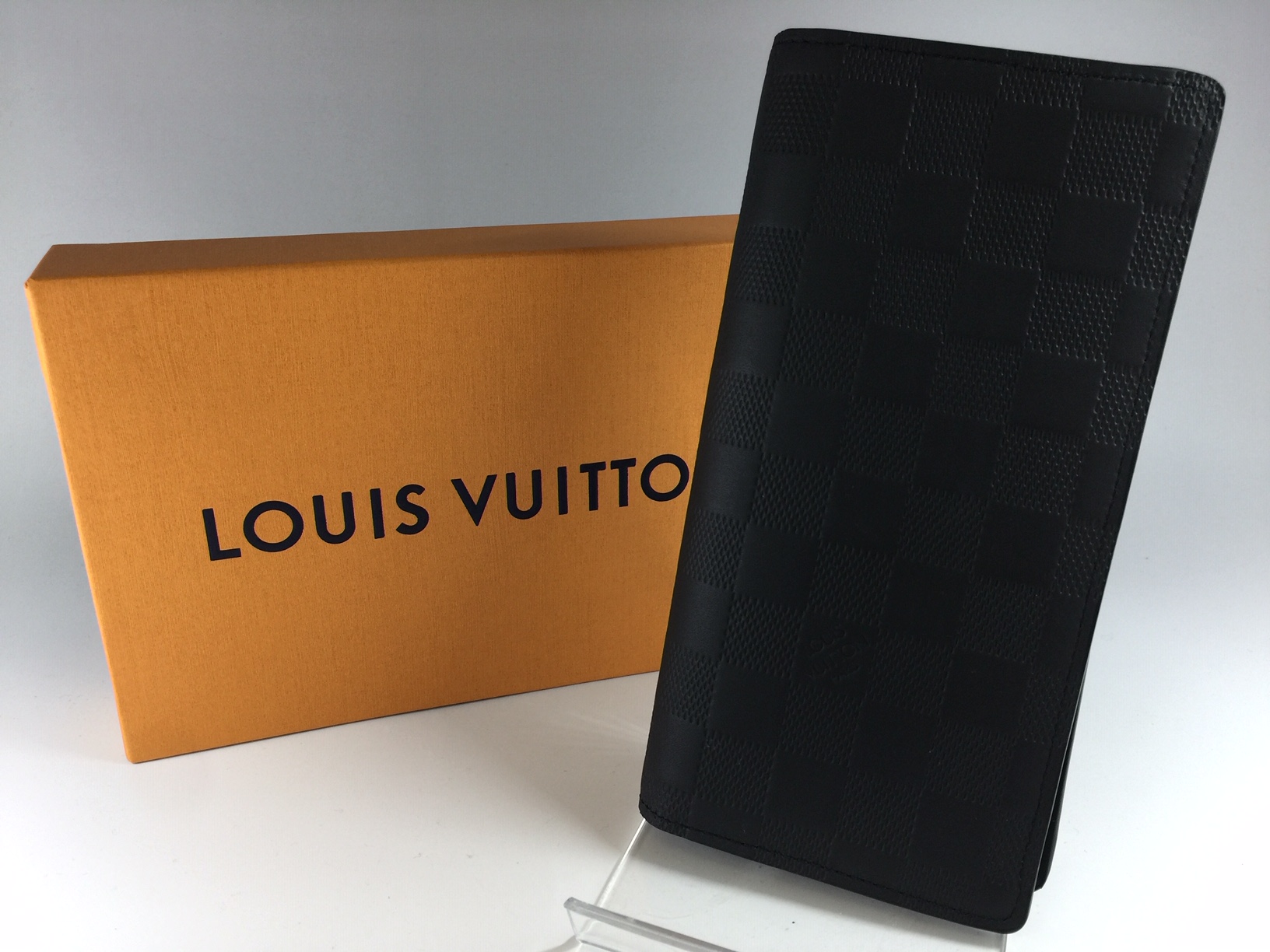 LOUIS VUITTON【ルイヴィトン】ダミエアンフィニ ポルトフォユブラザ N63010 画像1