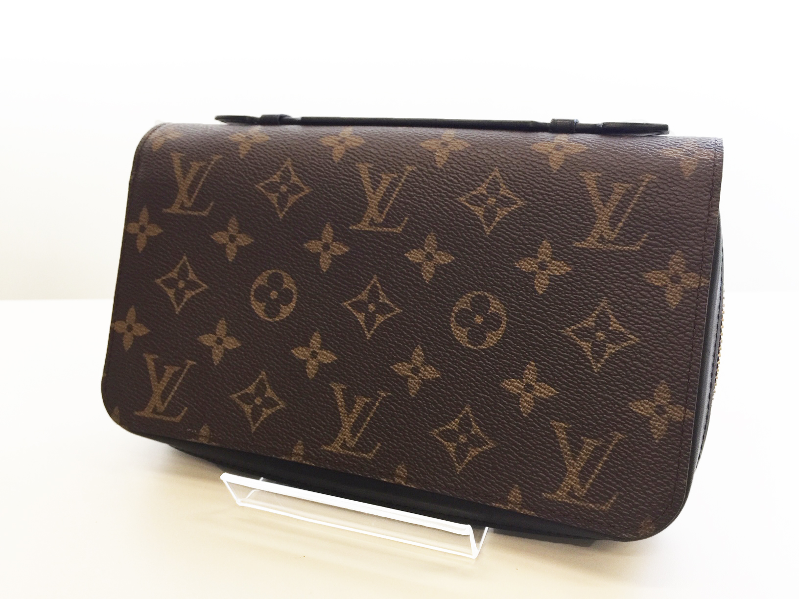 LOUIS VUITTON【ルイヴィトン】モノグラムマカサー ジッピーXL M61506 画像1