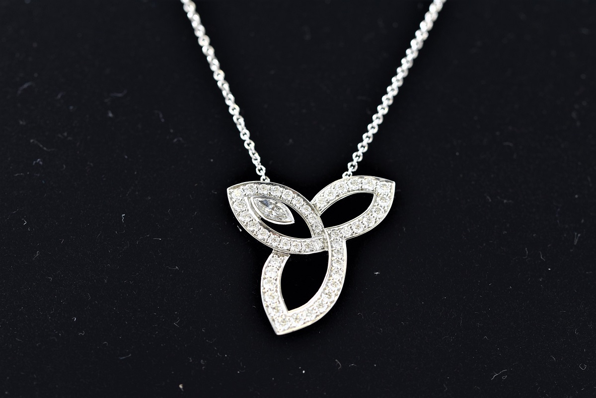 HARRY WINSTON 【ハリーウィンストン】リリークラスター 画像1